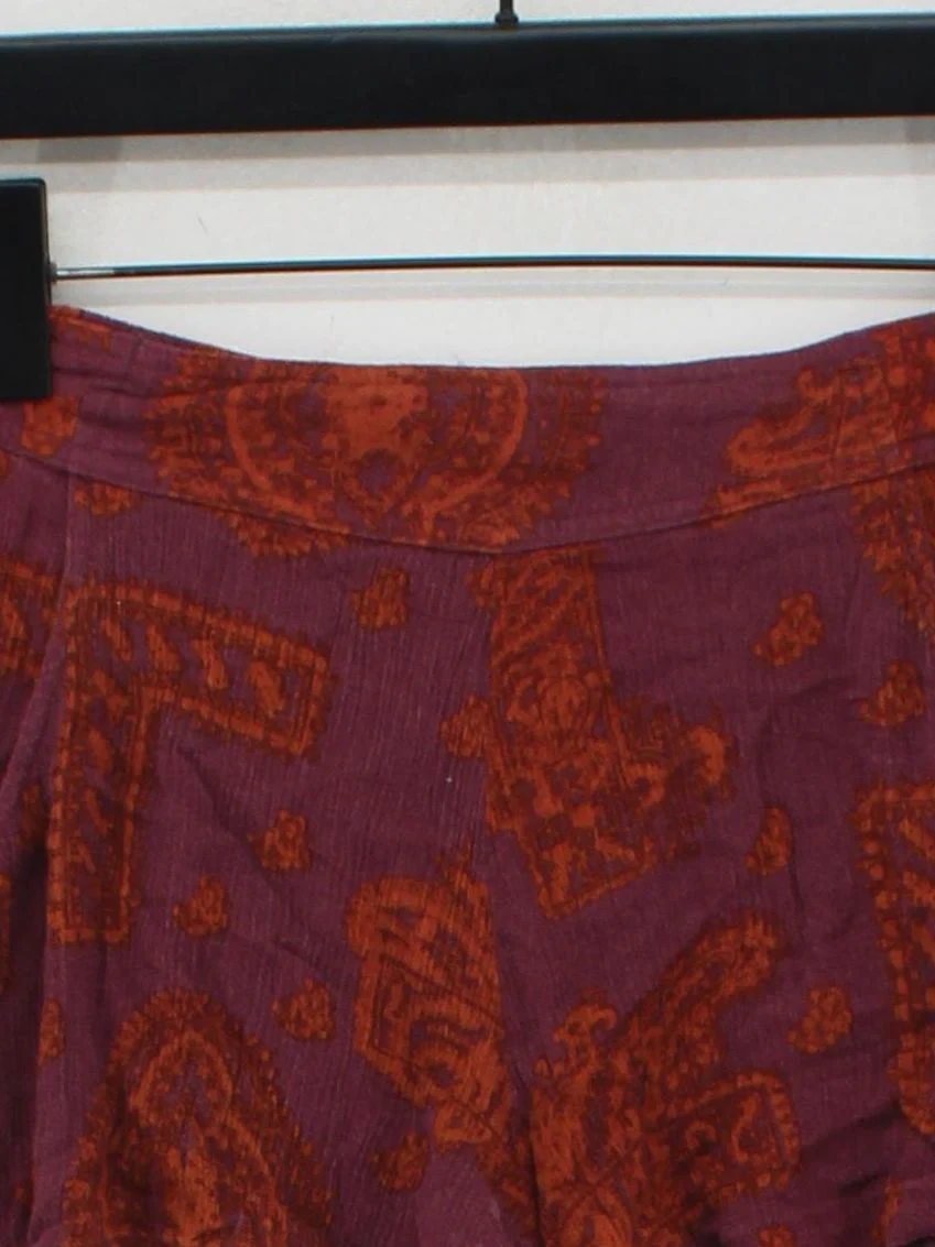 Free People Women's Shorts XS Purple Paisley 100% Rayon Cut-Off - Image 3