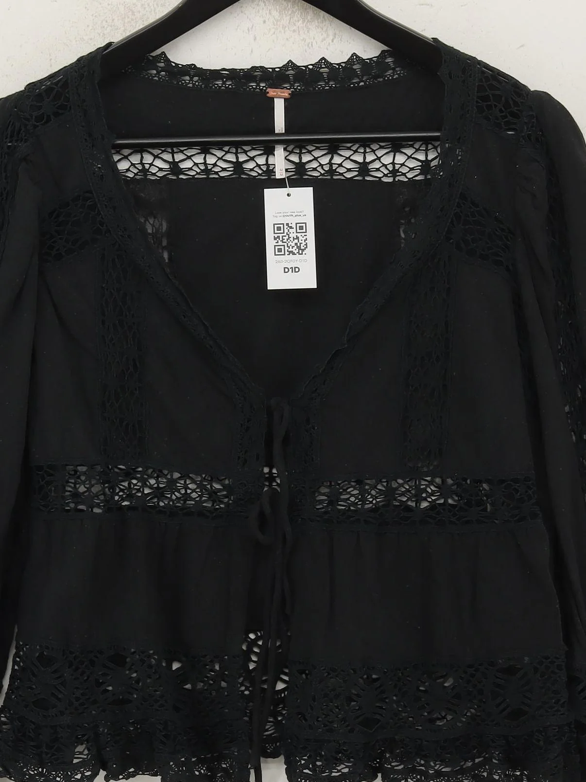 Free People Women's Top M Black Cotton with Linen Long Sleeve V-Neck Basic - Image 3