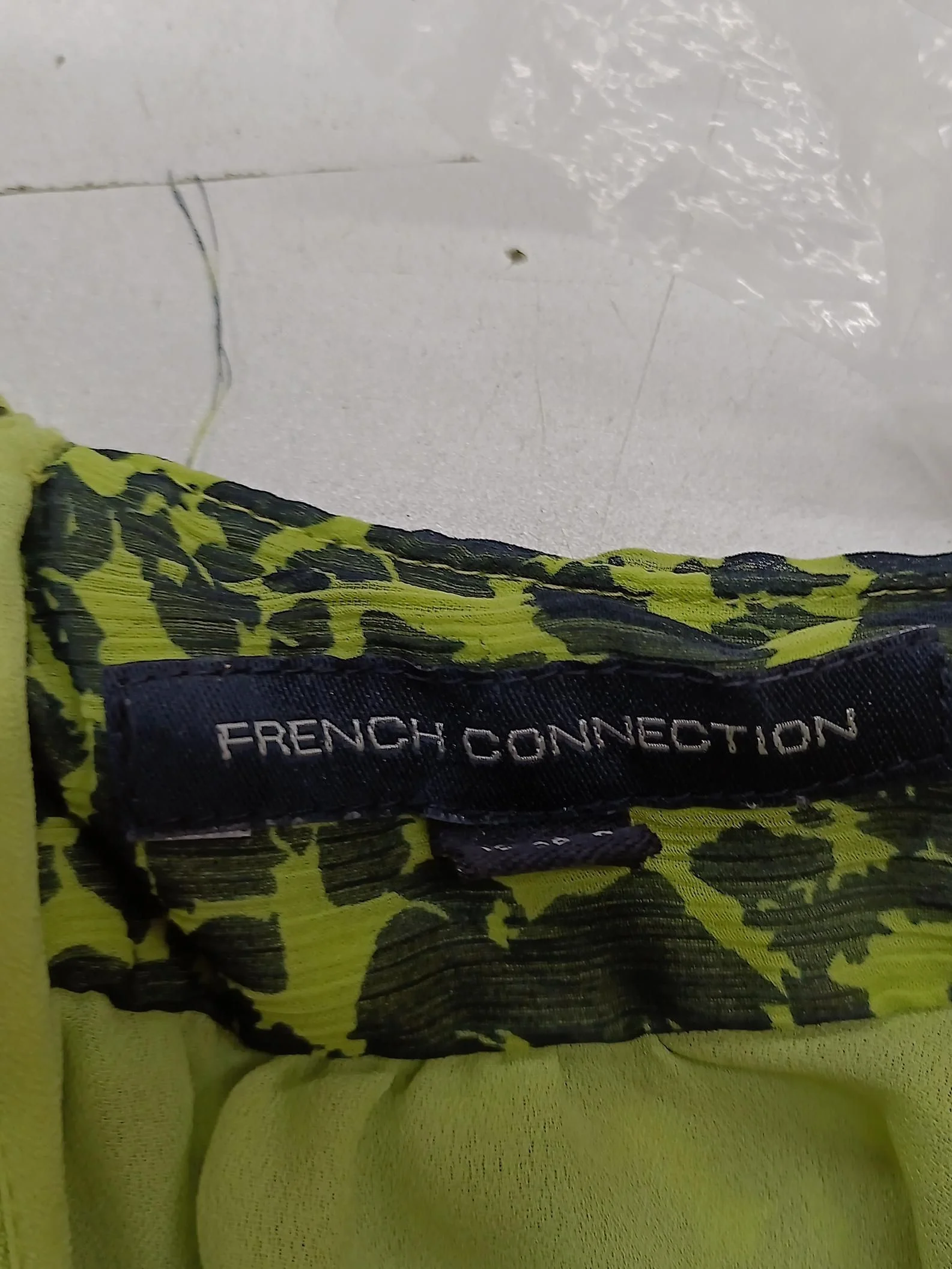 French Connection Skater Mini Dress S in Green - Image 5