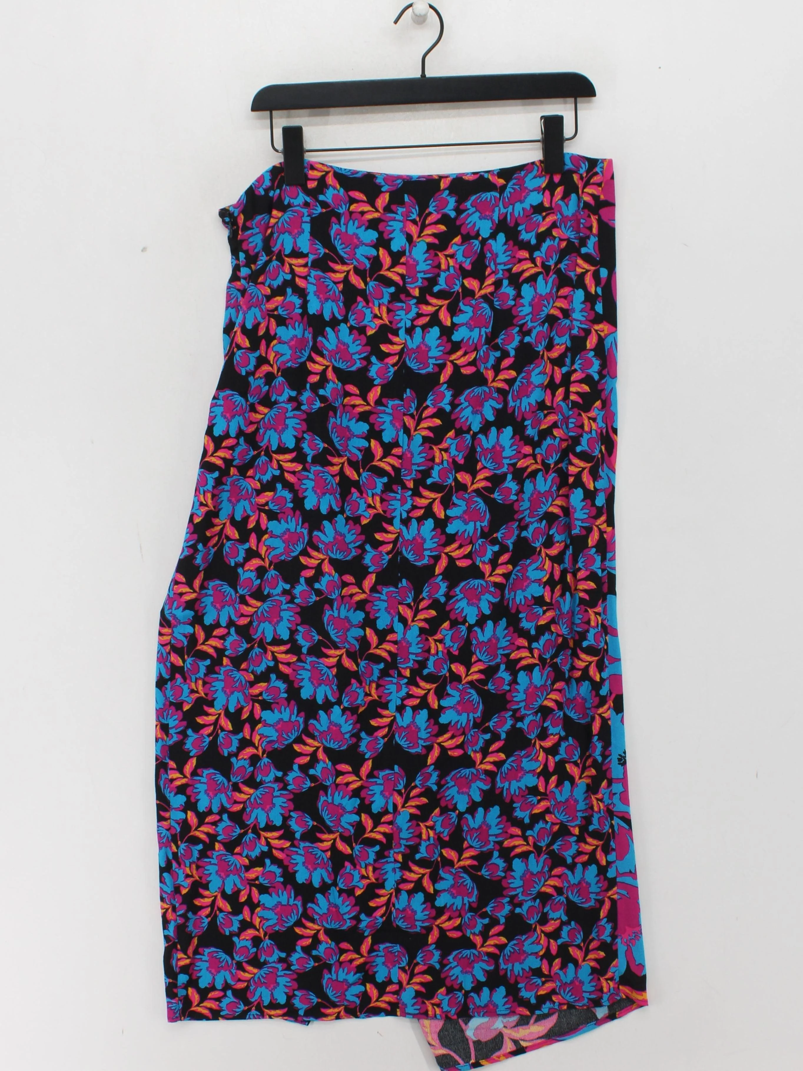French Connection Women's Maxi Skirt L Multi 100% Viscose Maxi New with tags - Image 2