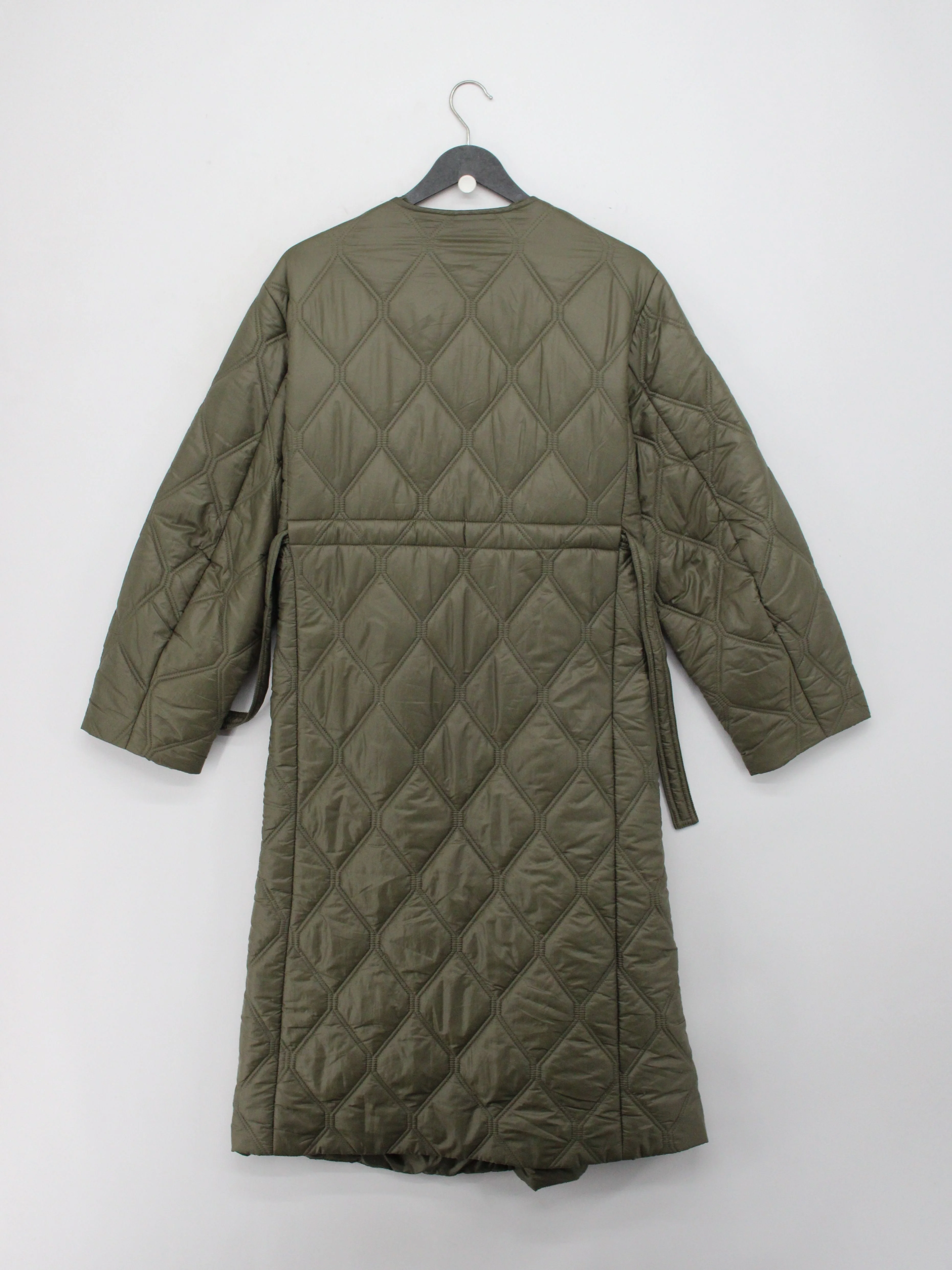 Ganni Women's Coat XL Green 100% Nylon Quilted - Image 2