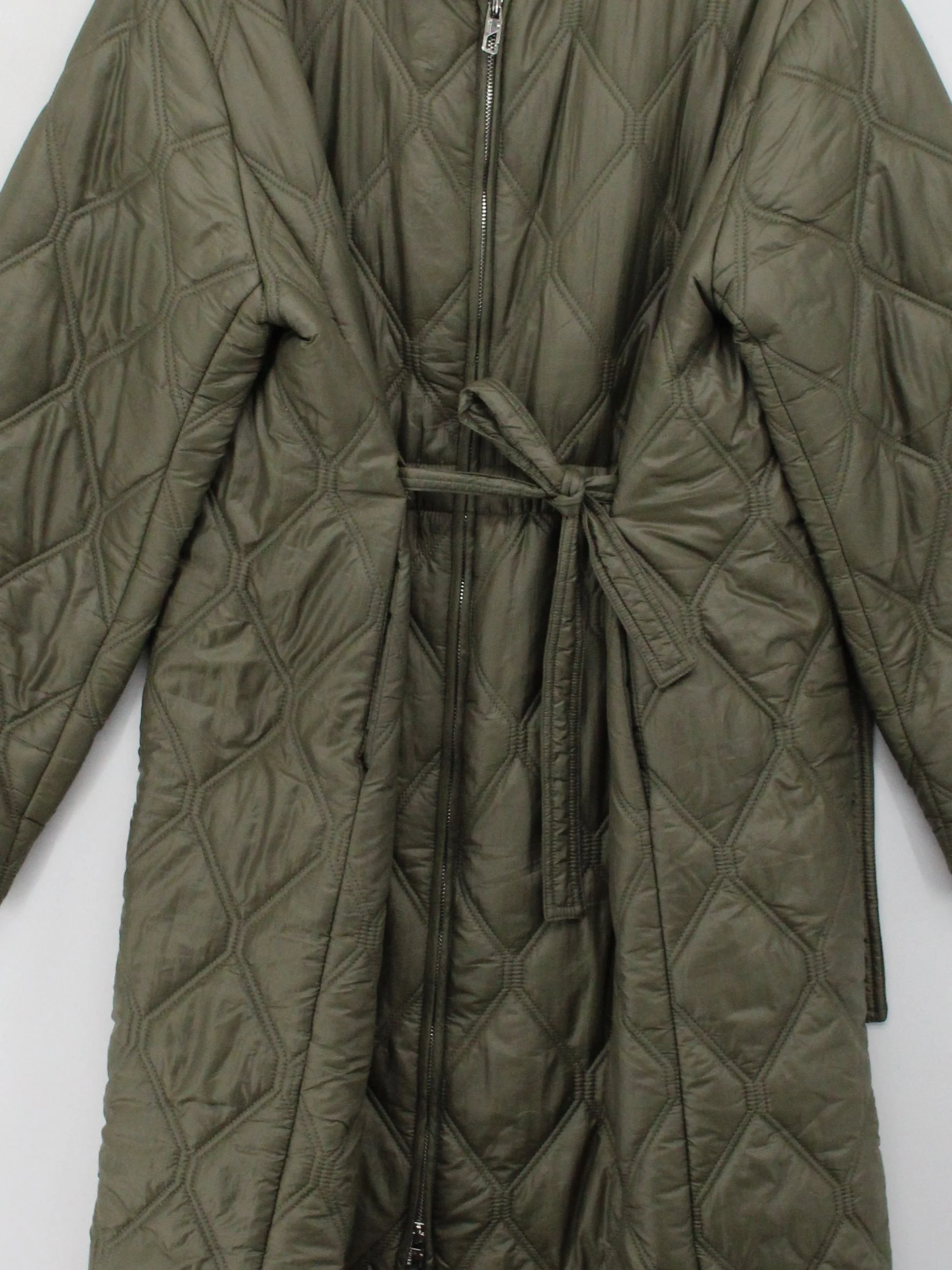 Ganni Women's Coat XL Green 100% Nylon Quilted - Image 3