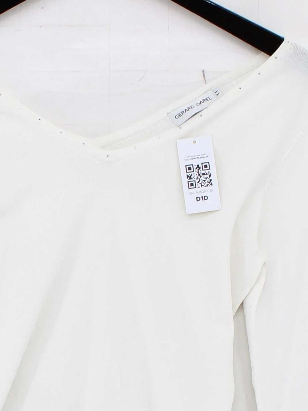 Gerard Darel Women's Top S White Viscose with Polyamide Long Sleeve V-Neck Basic - Image 3