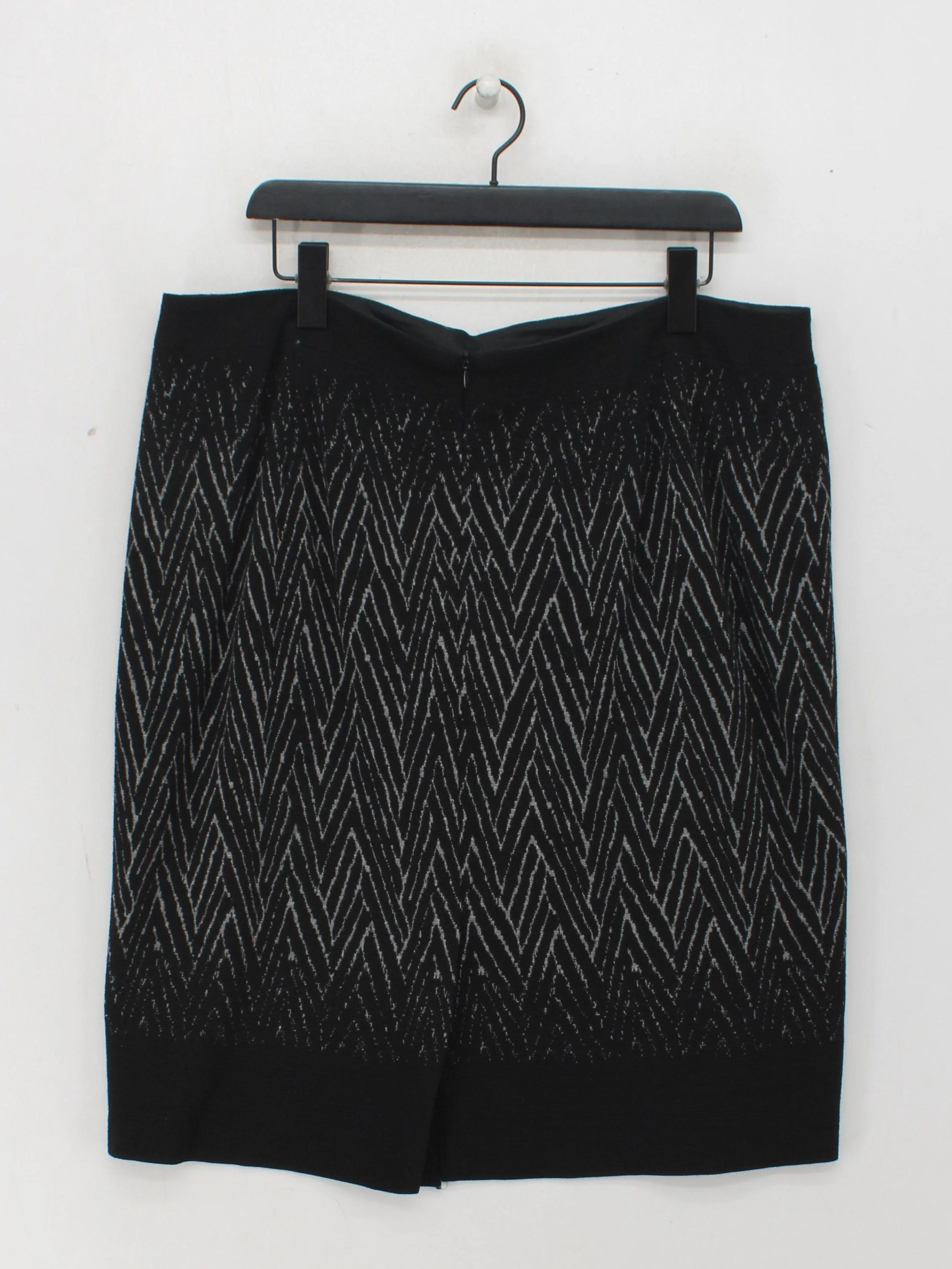 Gerry Weber Women's Midi Skirt UK 18 Black Viscose - Image 2