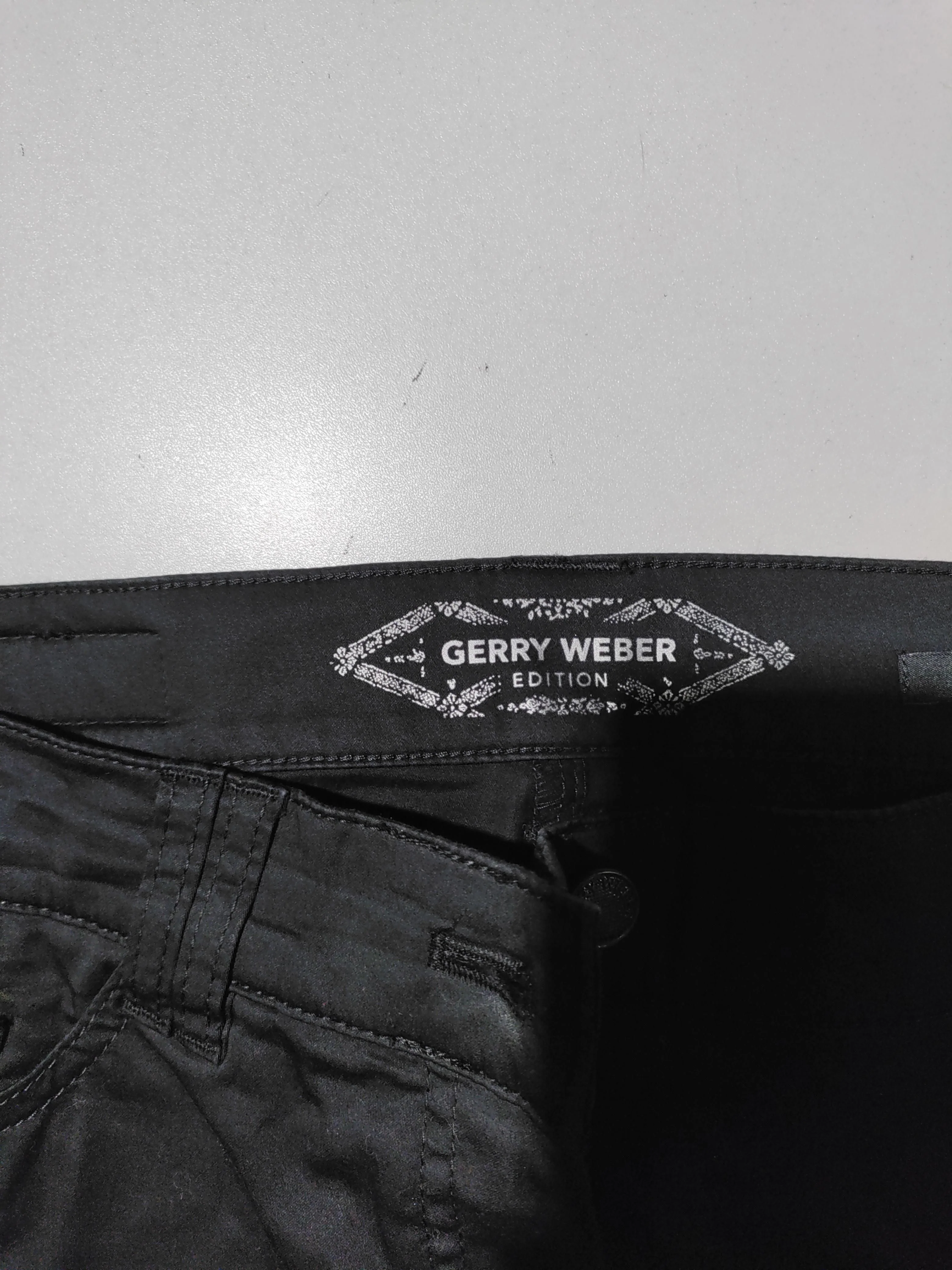 Gerry Weber Women's Trousers UK 16 Black Cotton with Elastane Straight Capri - Image 5