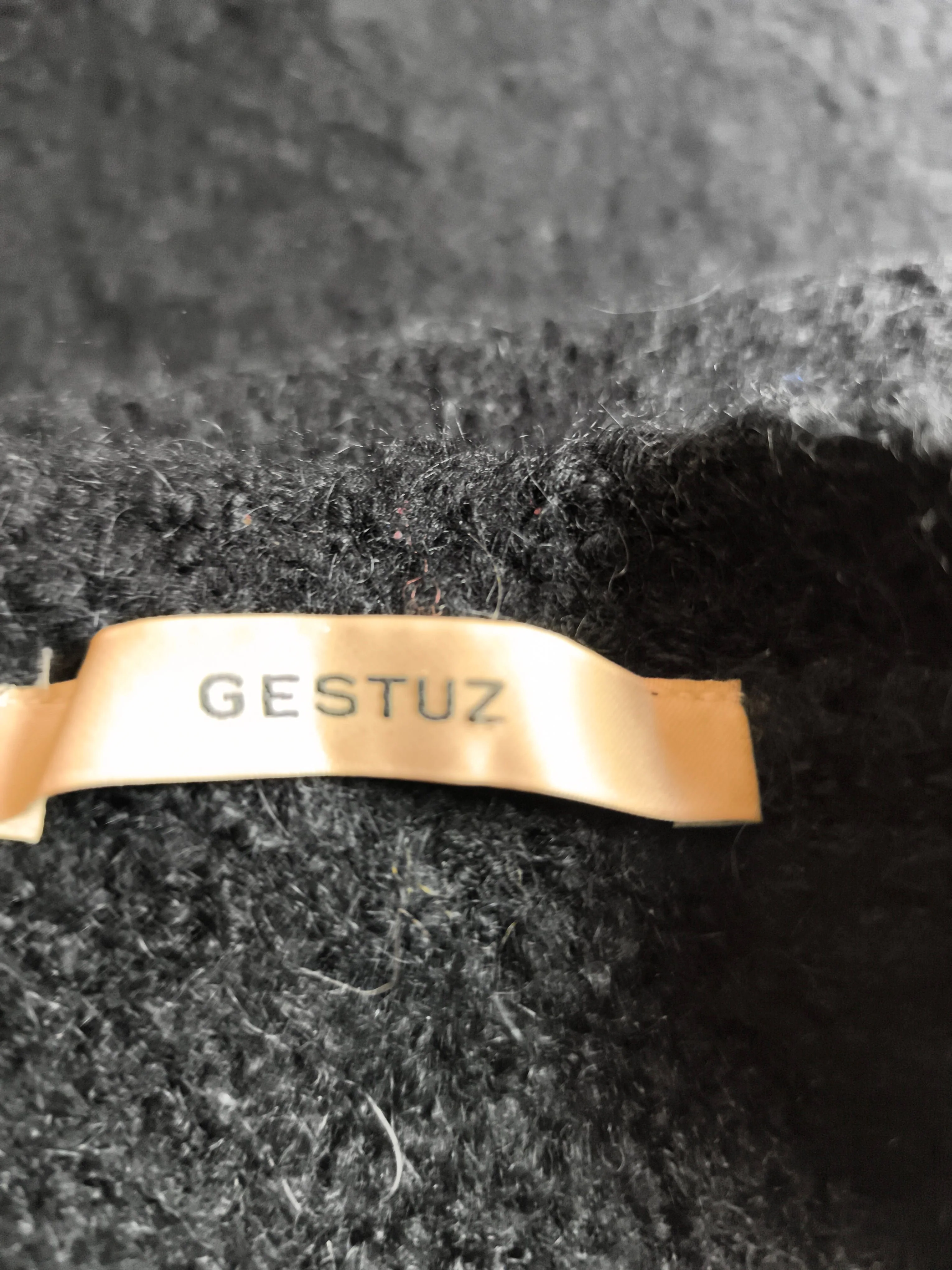 Gestuz Women's Jumper XS Black Acrylic with Polyamide, Elastane, Angora Pullover - Image 6