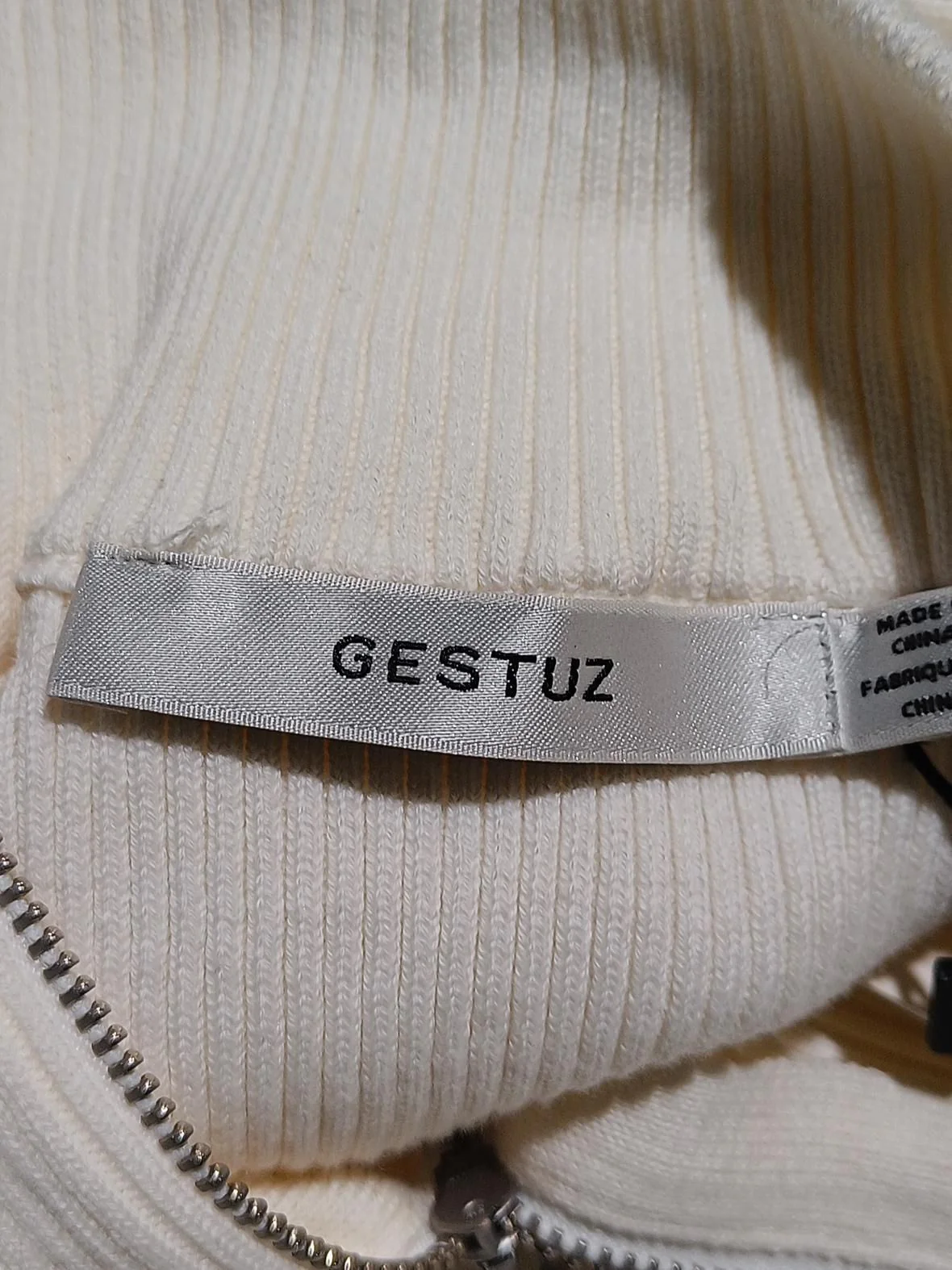 Gestuz Women's Top S Cream Cotton with Polyamide, Elastane Basic - Image 6