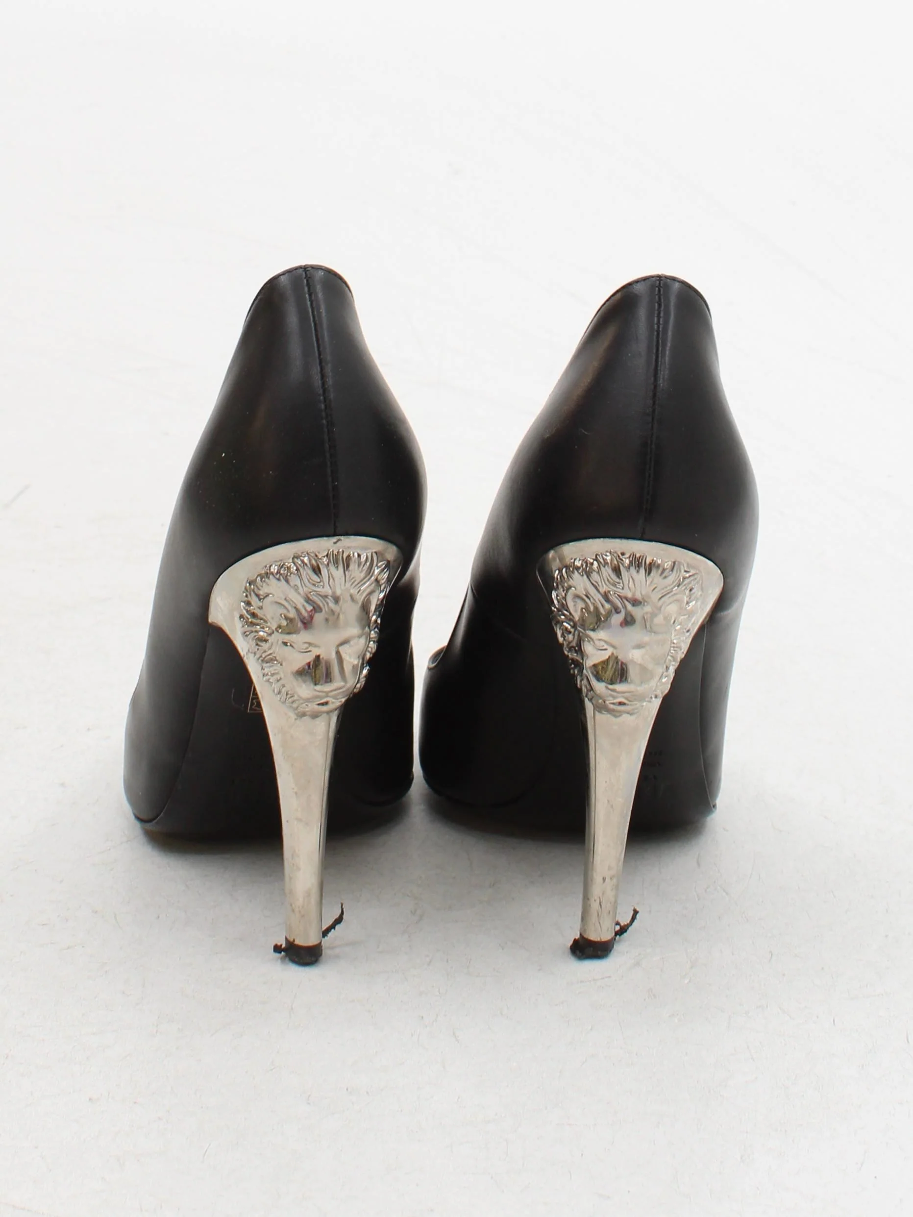 Gianni Versace Women's Heels UK 4 Black 100% Leather Court - Image 3