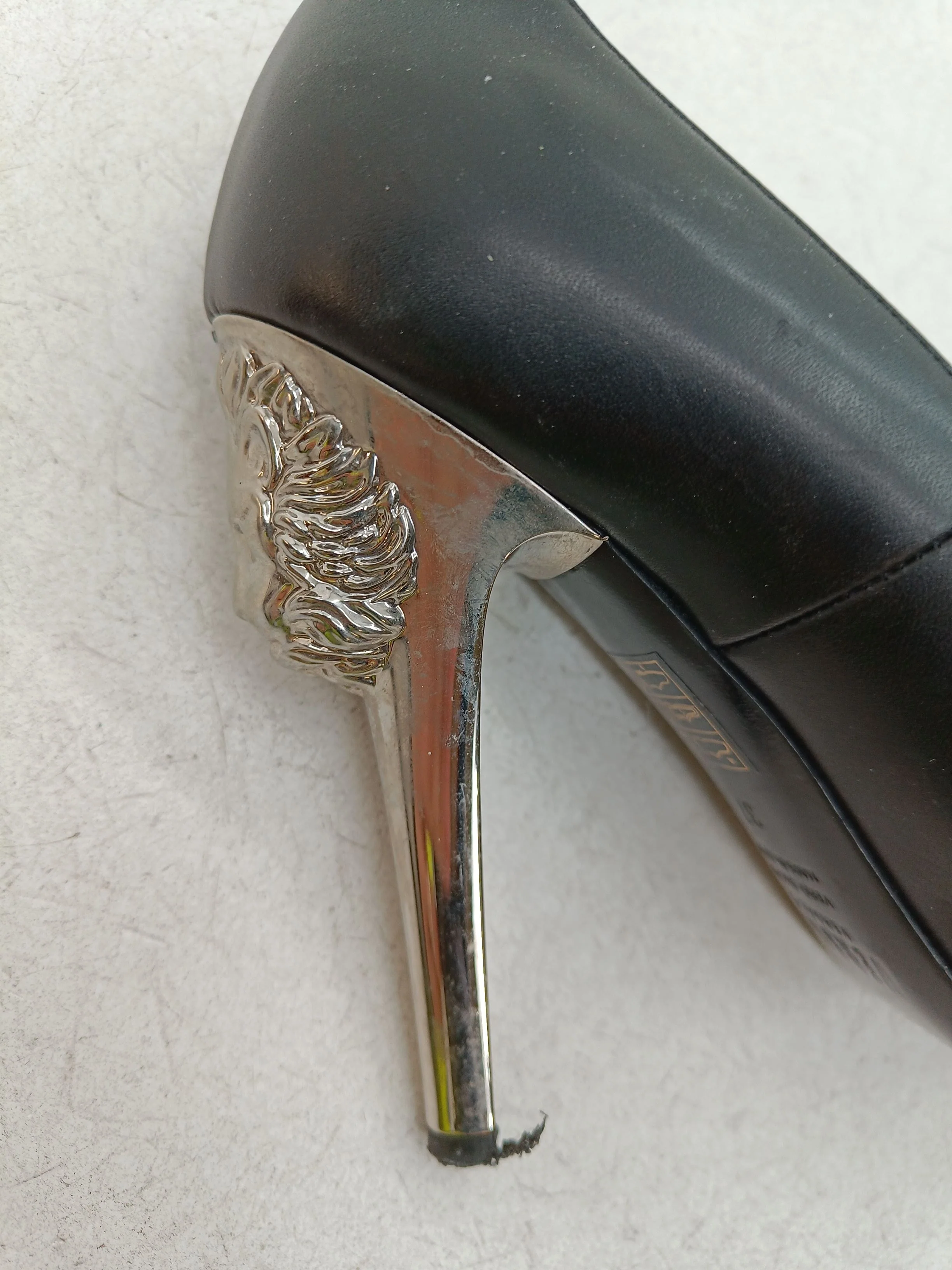 Gianni Versace Women's Heels UK 4 Black 100% Leather Court - Image 9