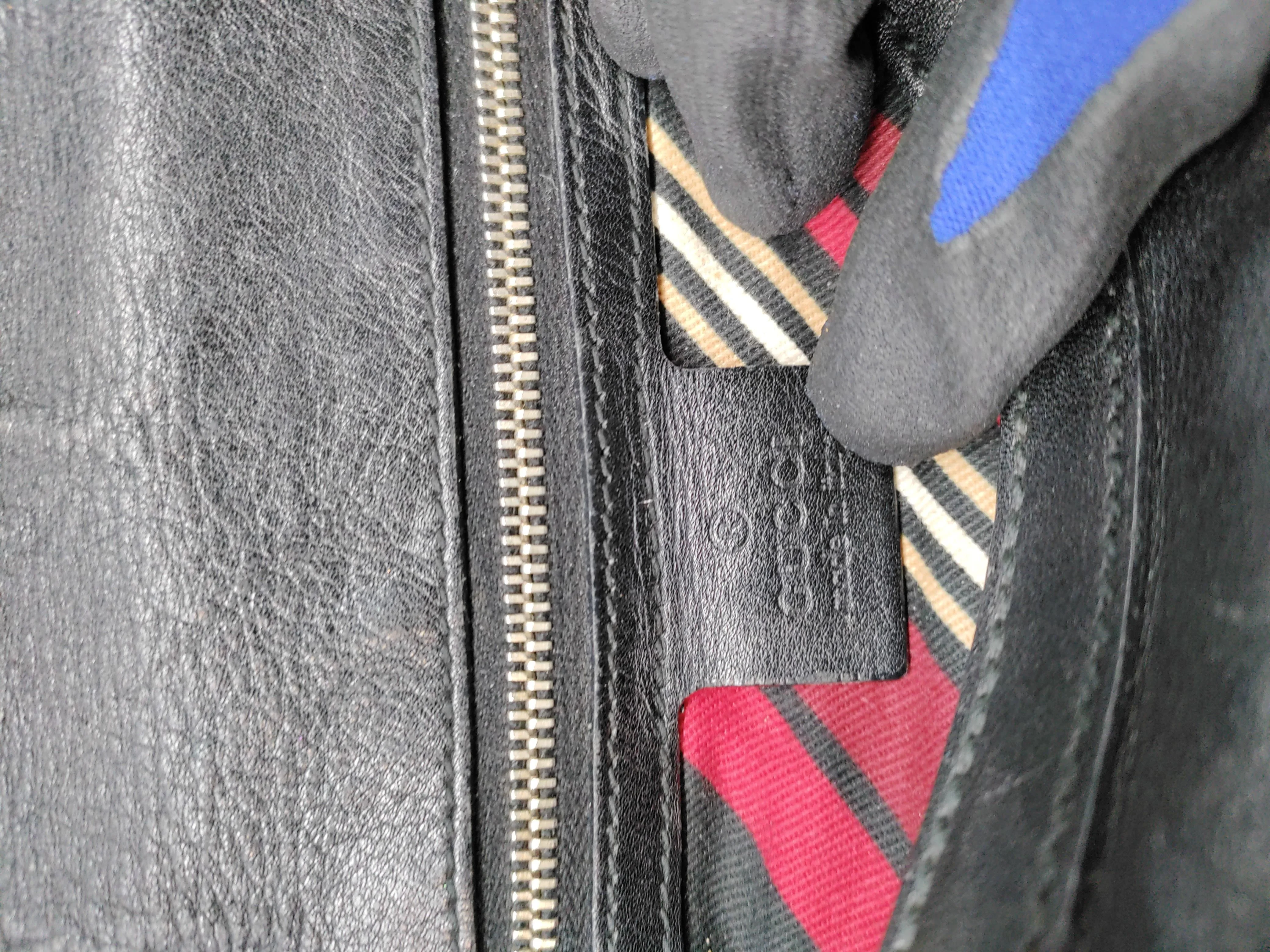 Gucci Women's Bag Black 100% Leather Shoulder Bag - Image 7