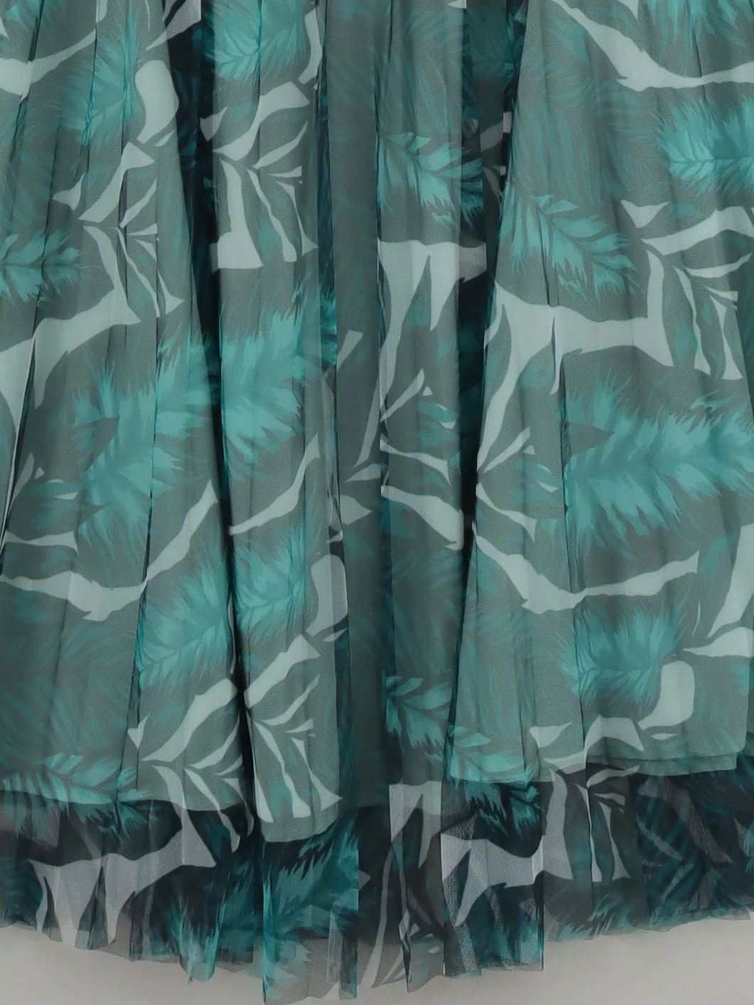 Guess A-Line Midi Dress UK8 in Green - Image 4