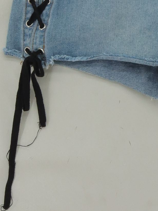 Guess Women's Shorts XXXL Blue 100% Cotton Cut-Off - Image 4