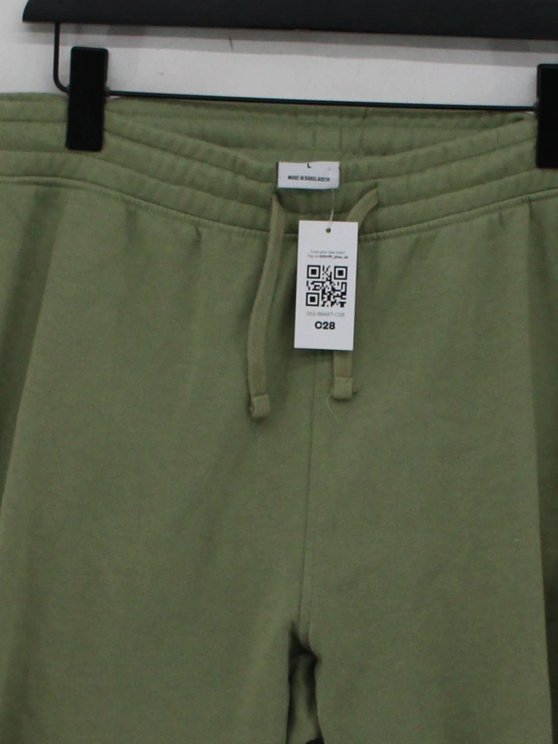Gymshark Men's Sports Bottoms L Green Cotton with Polyester Sweatpants - Image 3