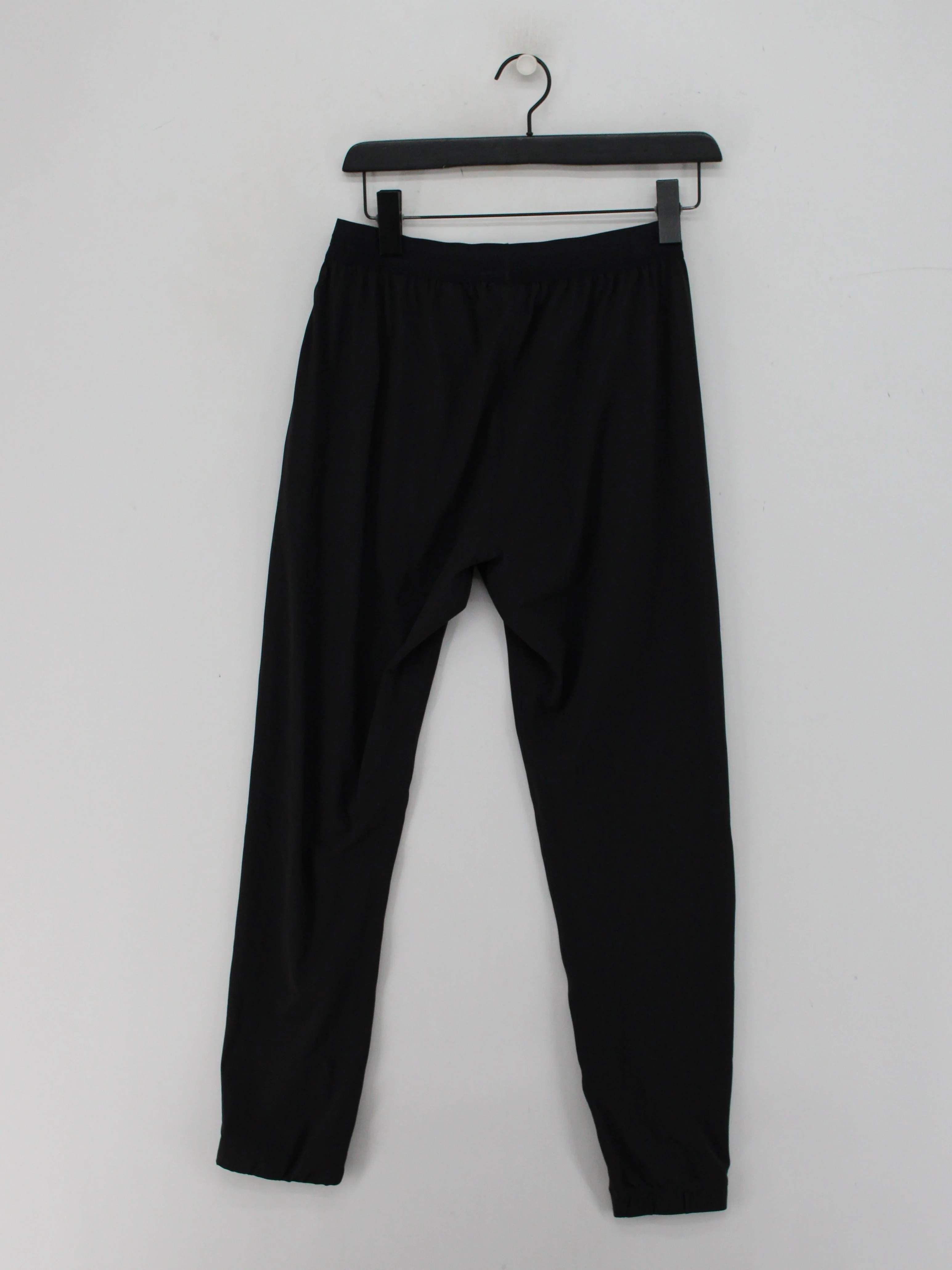 Gymshark Men's Sports Bottoms M Black Nylon with Elastane Tapered Sweatpants - Image 2