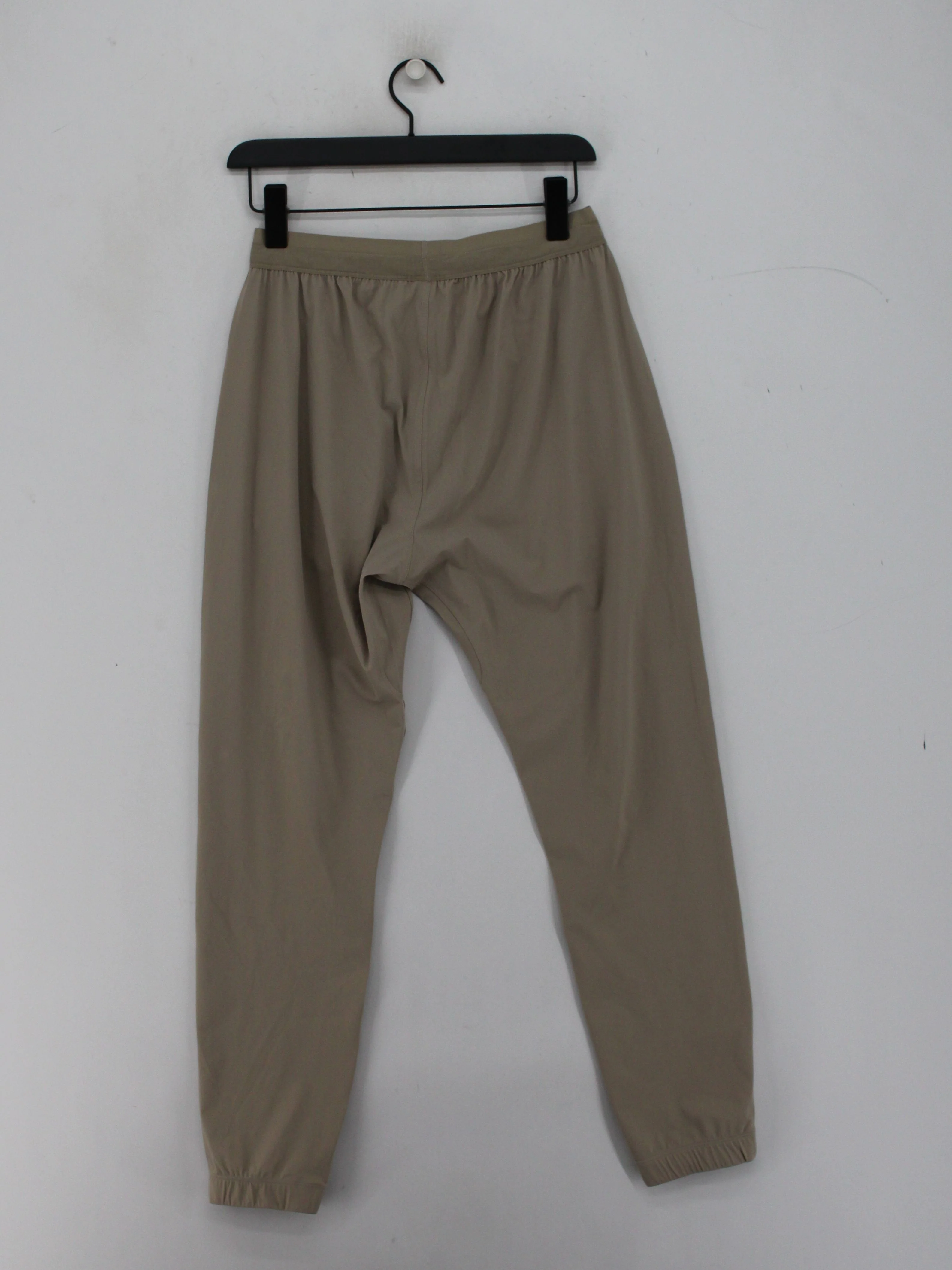 Gymshark Men's Sports Bottoms M Tan Nylon with Elastane Sweatpants - Image 2