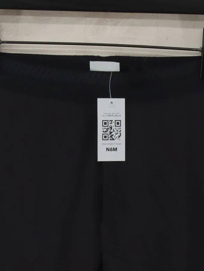 Gymshark Men's Sports Bottoms S Black Nylon with Elastane Sweatpants - Image 3
