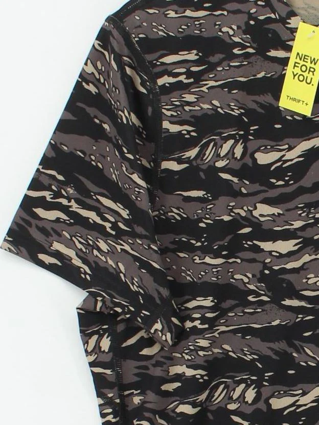 Gymshark Men's T-Shirt L Multi Camo 100% Polyester Round Neck Basic - Image 4