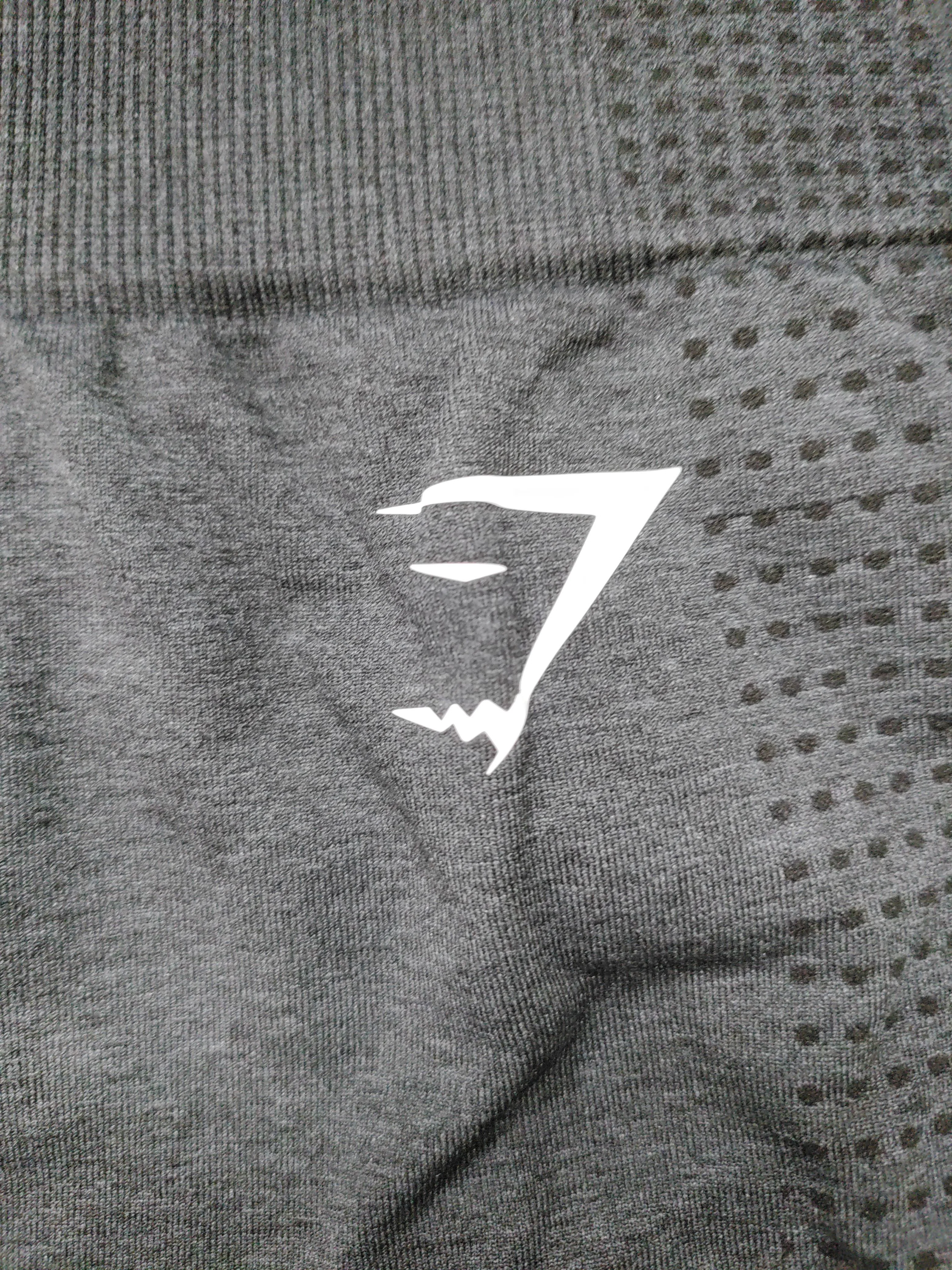 Gymshark Women's Shorts M Black 100% Polyester Sweat - Image 5