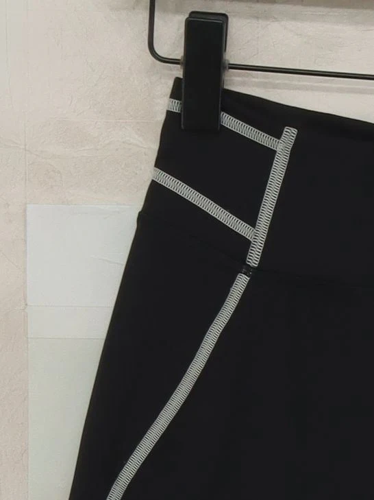 Gymshark Women's Shorts M Black Nylon with Elastane Sweat - Image 4
