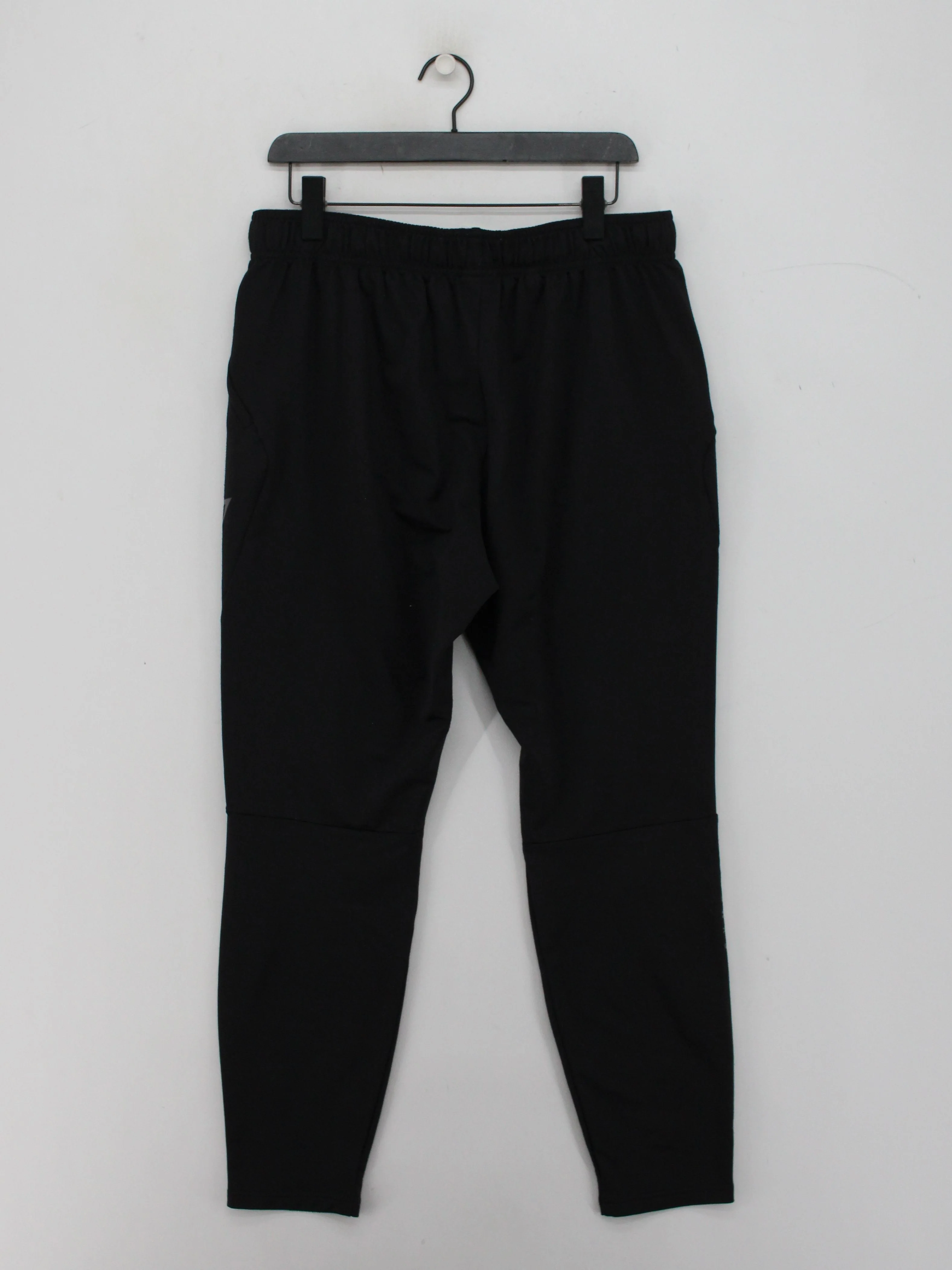 Gymshark Women's Sports Bottoms L Black Polyester with Elastane Sweatpants - Image 2
