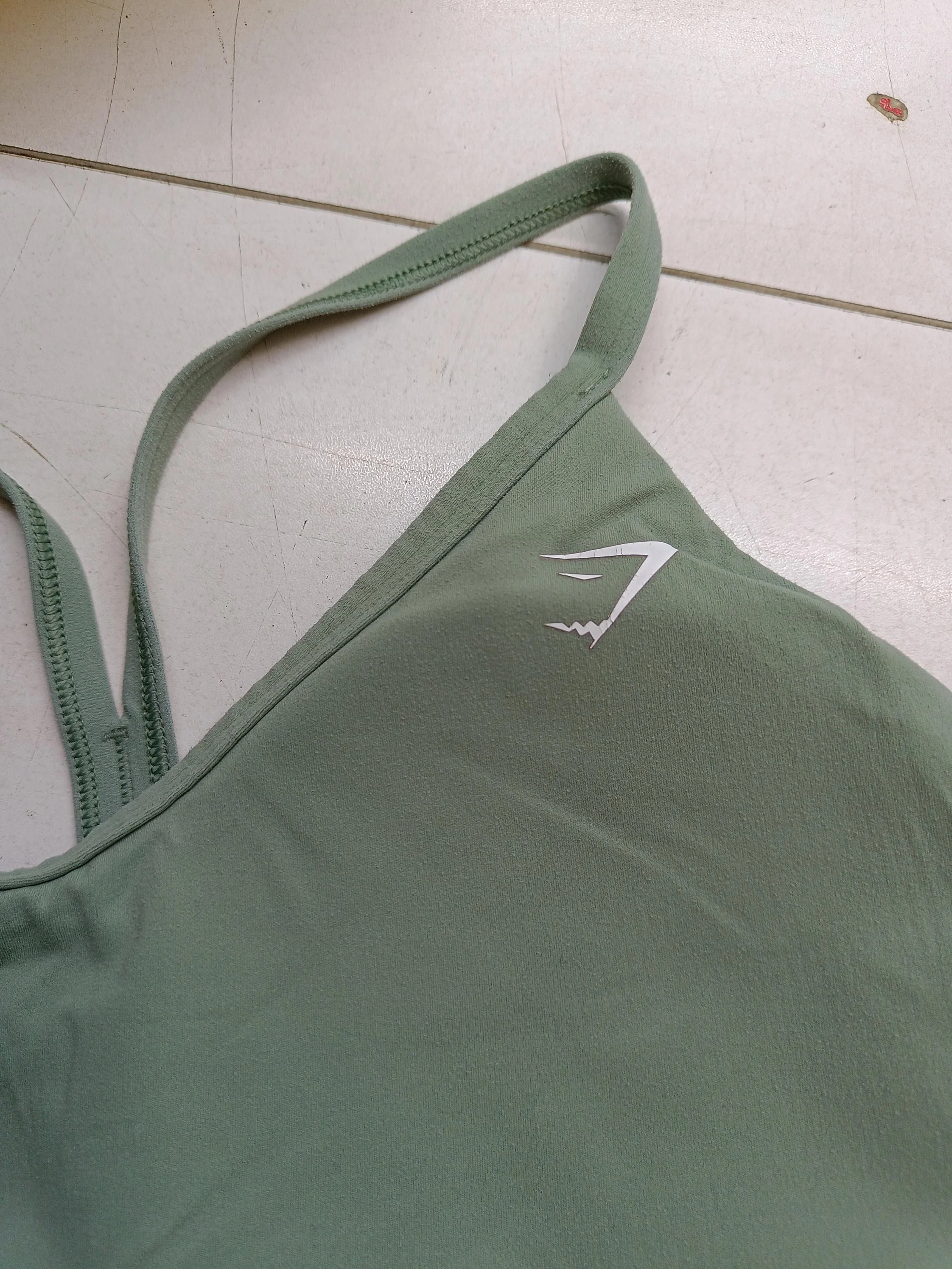 Gymshark Women's T-Shirt L Green Nylon with Elastane Sleeveless Basic - Image 5