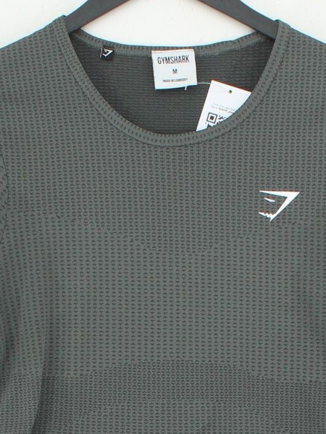 Gymshark Women's T-Shirt M Grey 100% Polyester Basic - Image 3