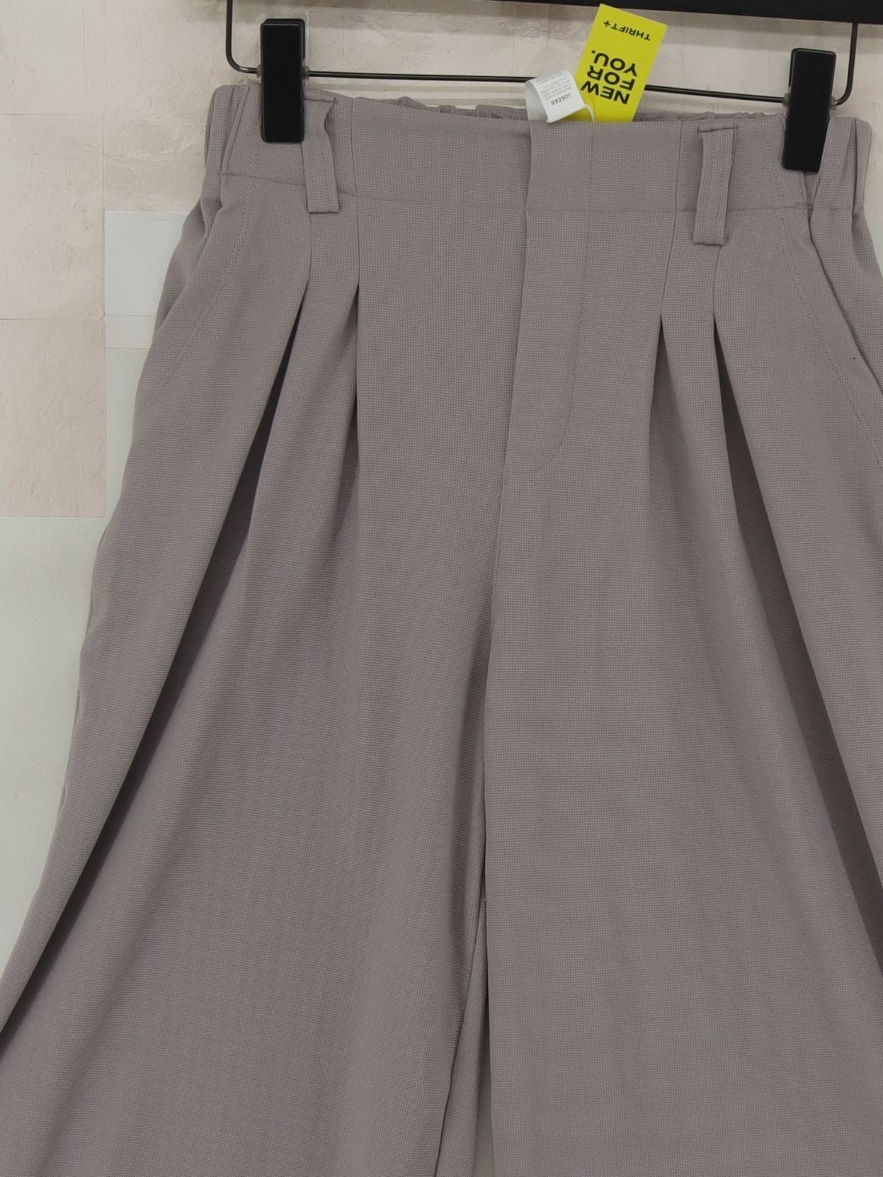Halara Women's Trousers XS Grey Polyester with Elastane Sweatpants New with tags - Image 3