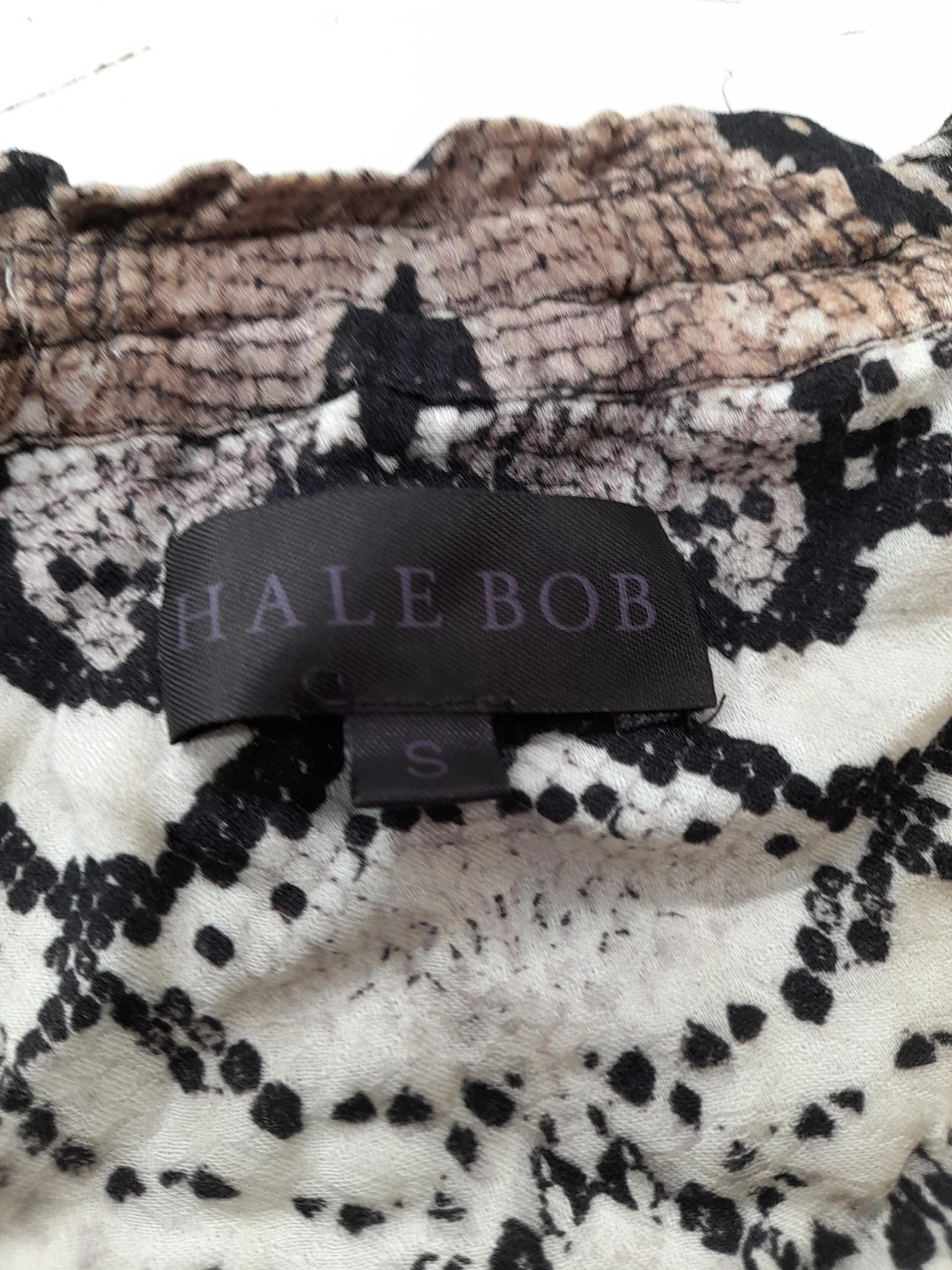 Hale Bob Women's Top S Multi Animal Print 100% Viscose Long Sleeve V-Neck Basic - Image 5