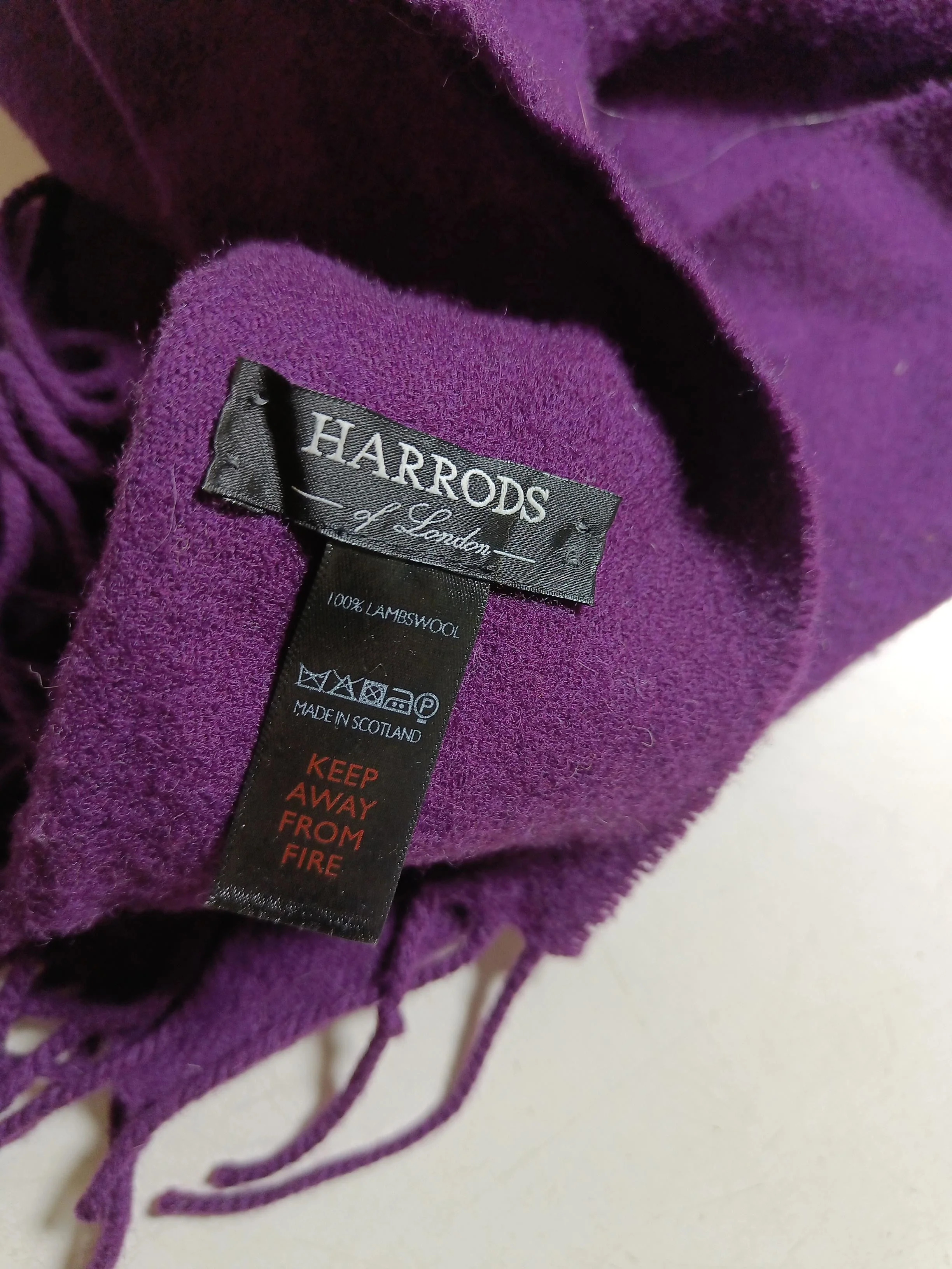 Harrods Men's Scarf Purple 100% Wool Scarf - Image 7