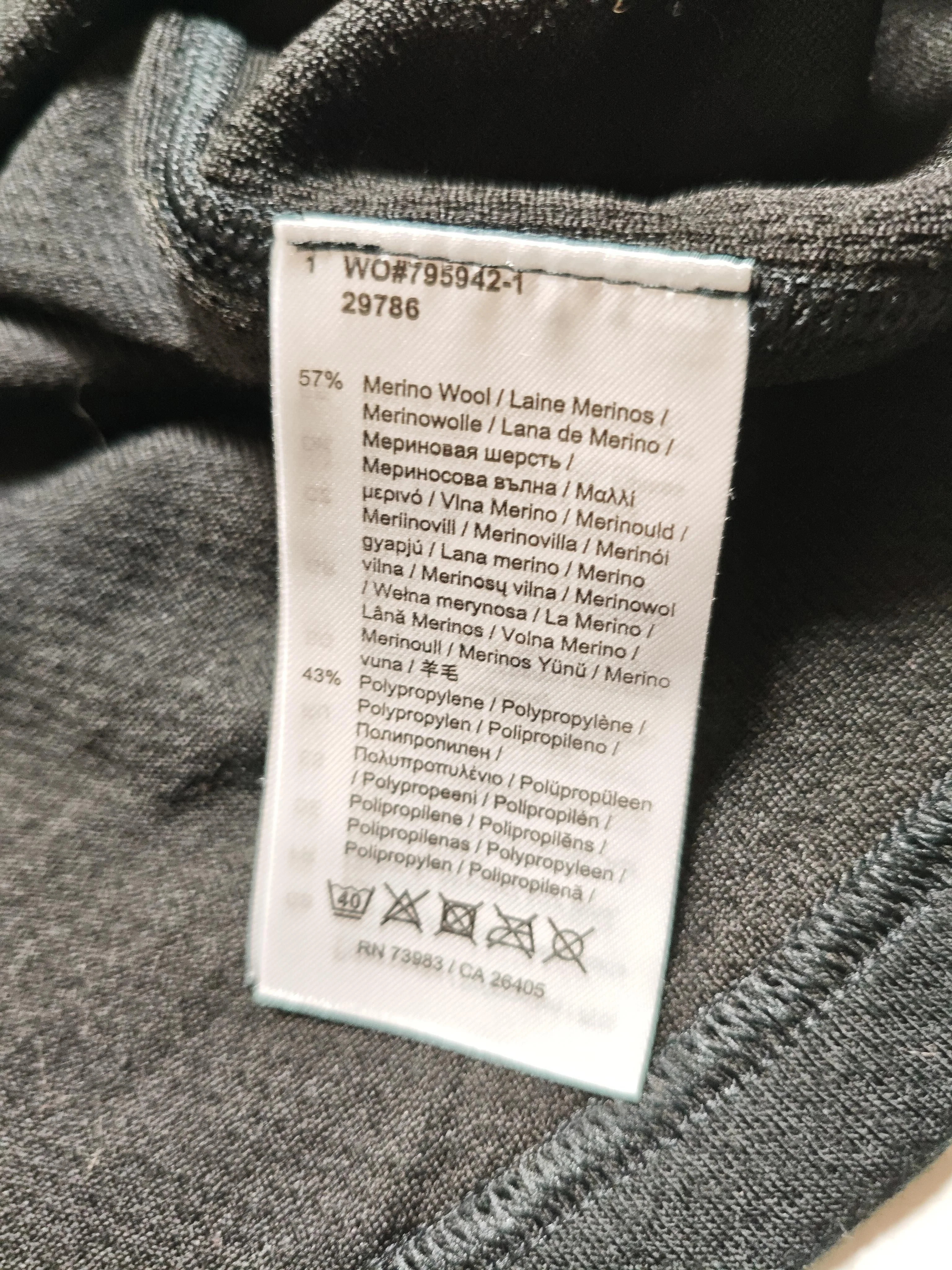 Helly Hansen Men's T-Shirt S Black Wool with Other Round Neck Basic - Image 6