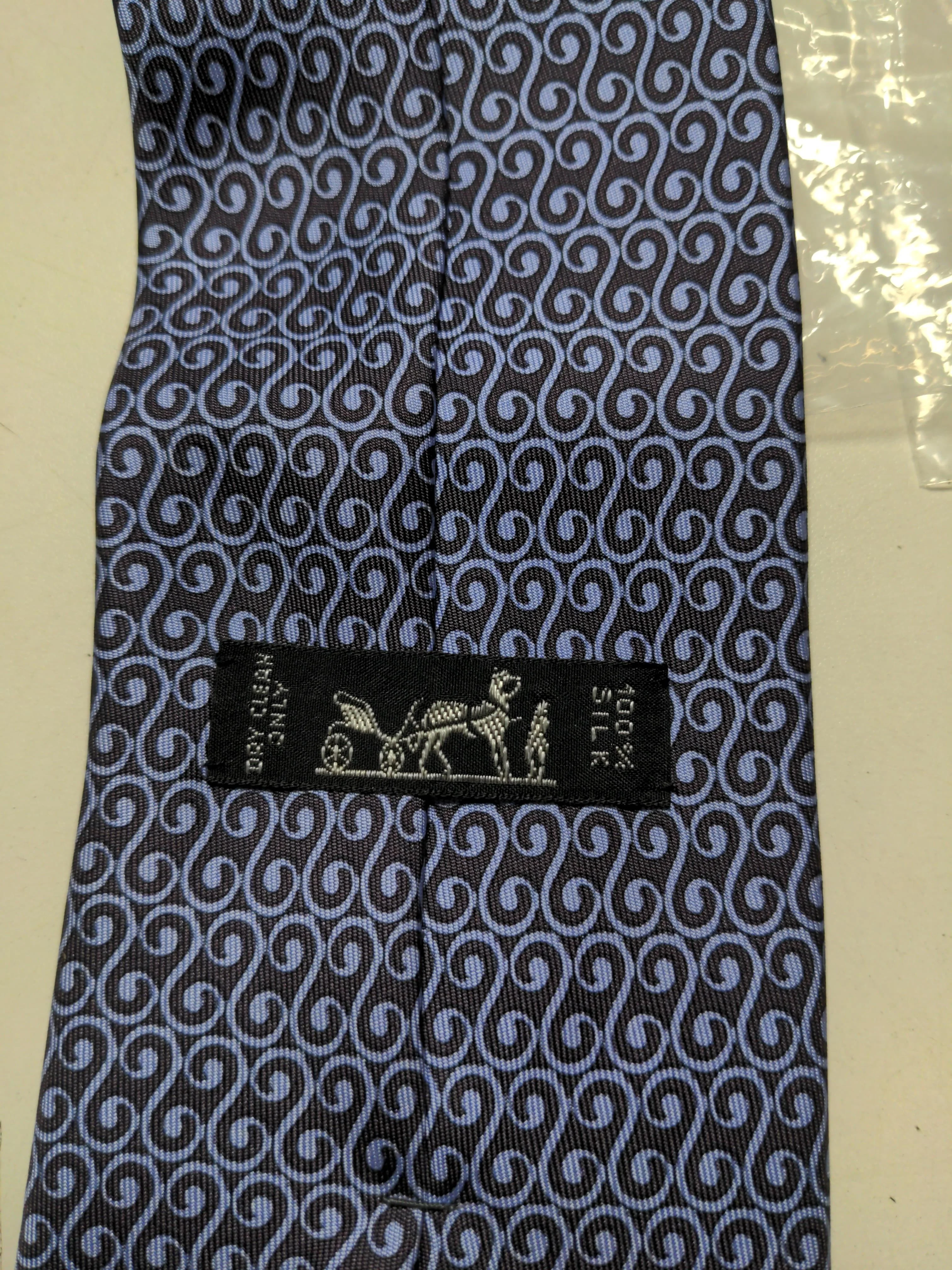Hermès Men's Tie Multi 100% Silk - Image 5
