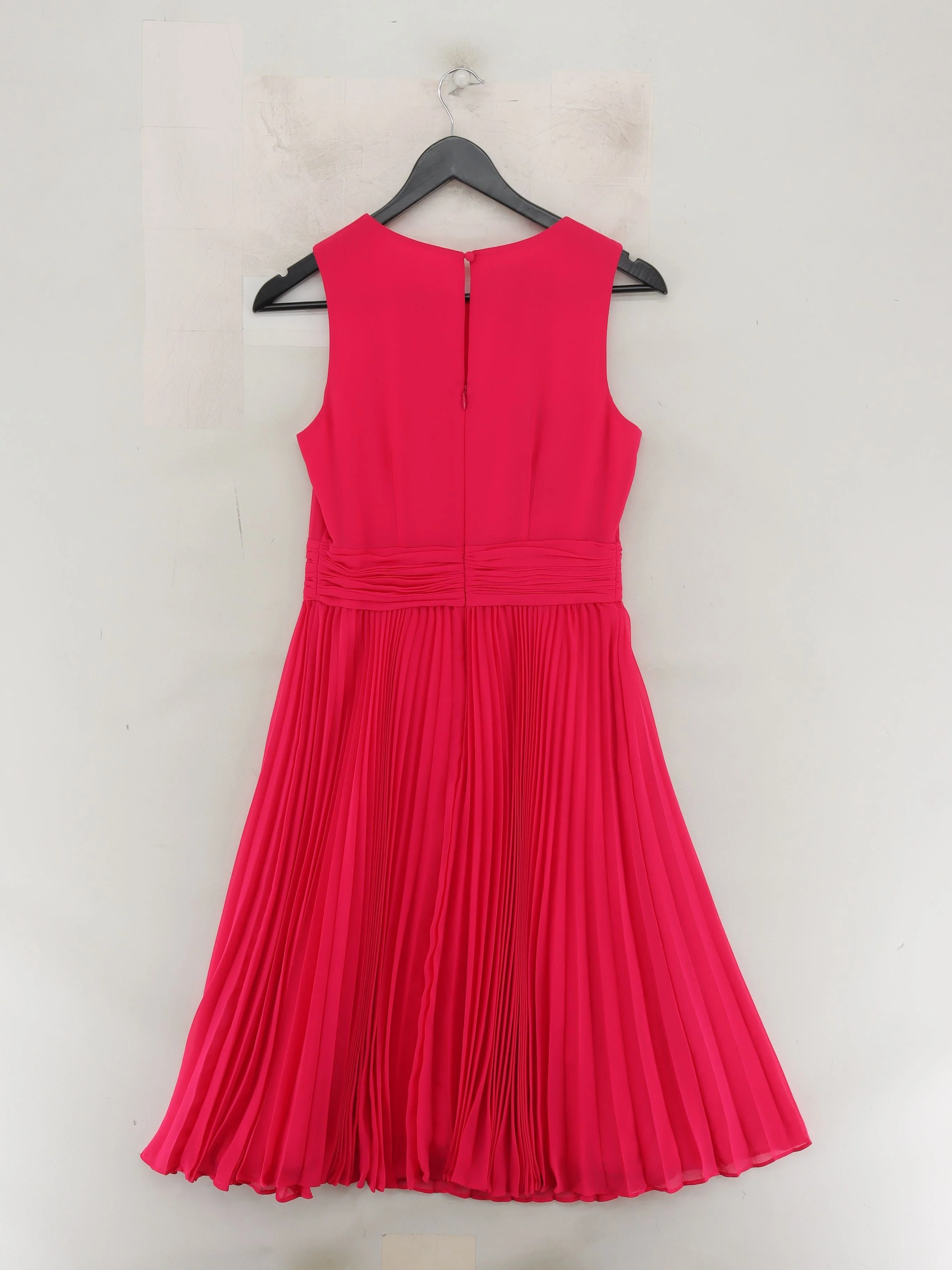 Hobbs Skater Midi Dress UK8 in Pink - Image 2