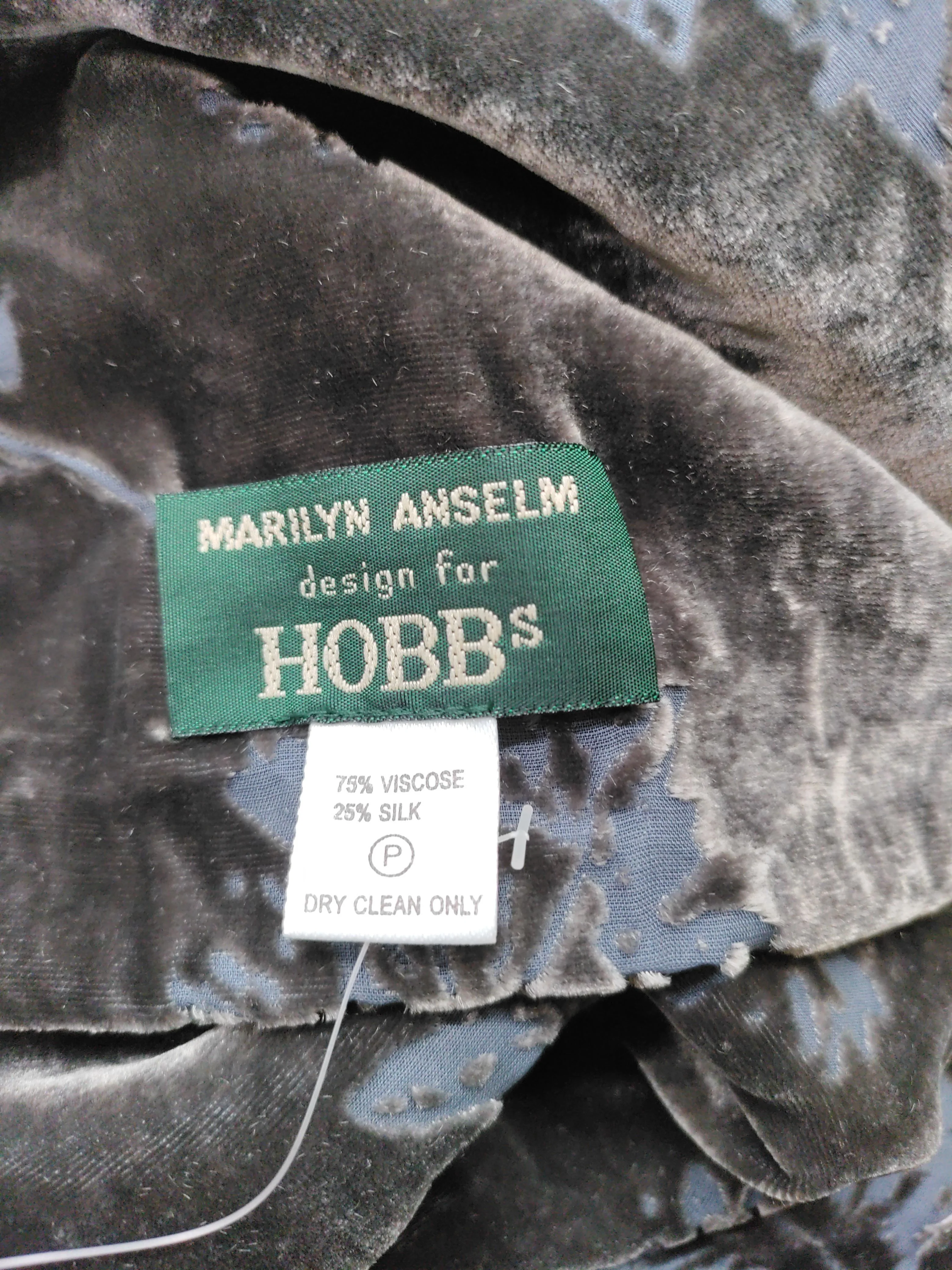Hobbs Women's Scarf Black Floral Viscose with Silk Rectangle Scarf - Image 5