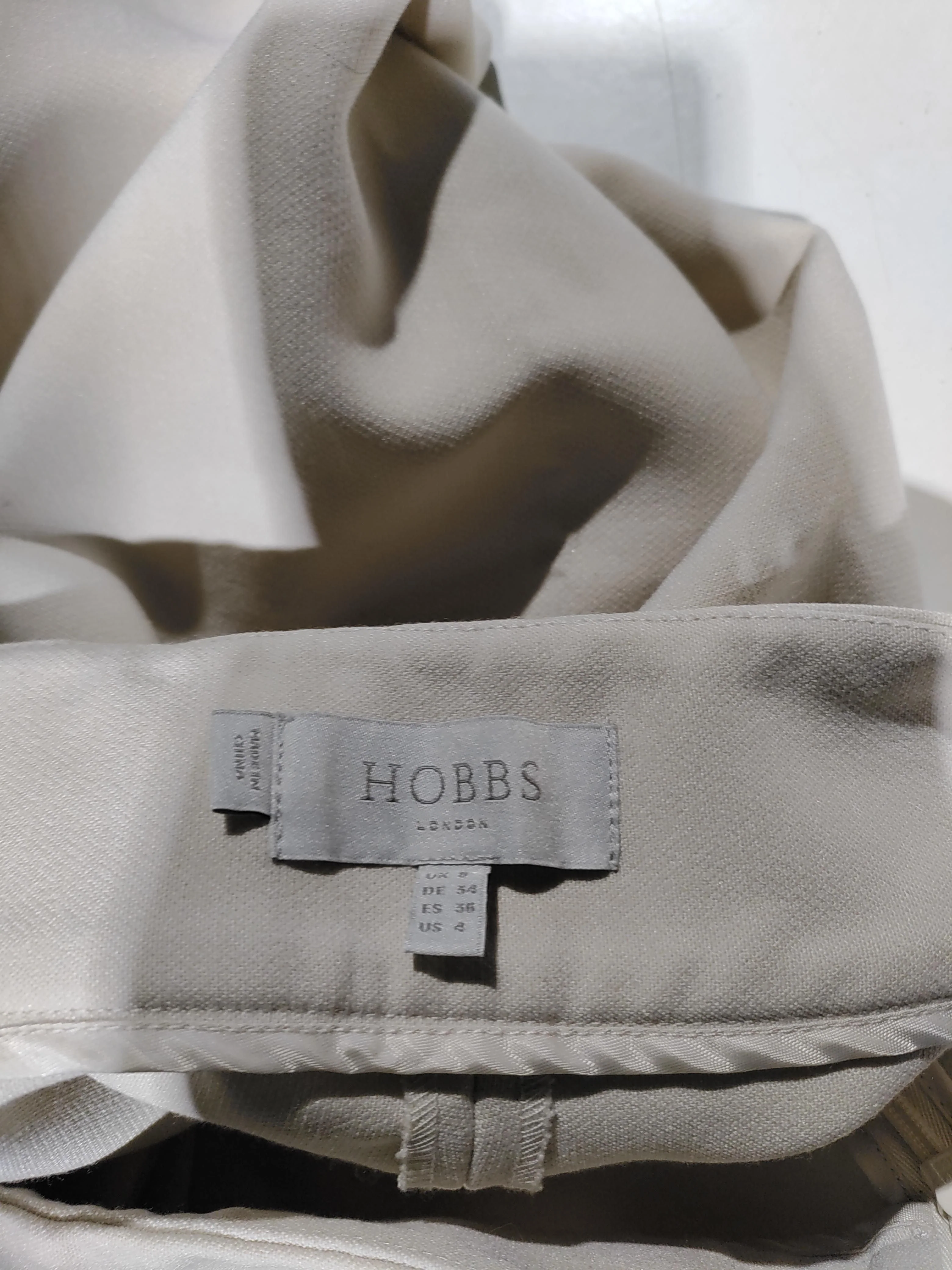 Hobbs Women's Trousers UK 8 Cream Polyester with Viscose, Elastane Cropped - Image 5