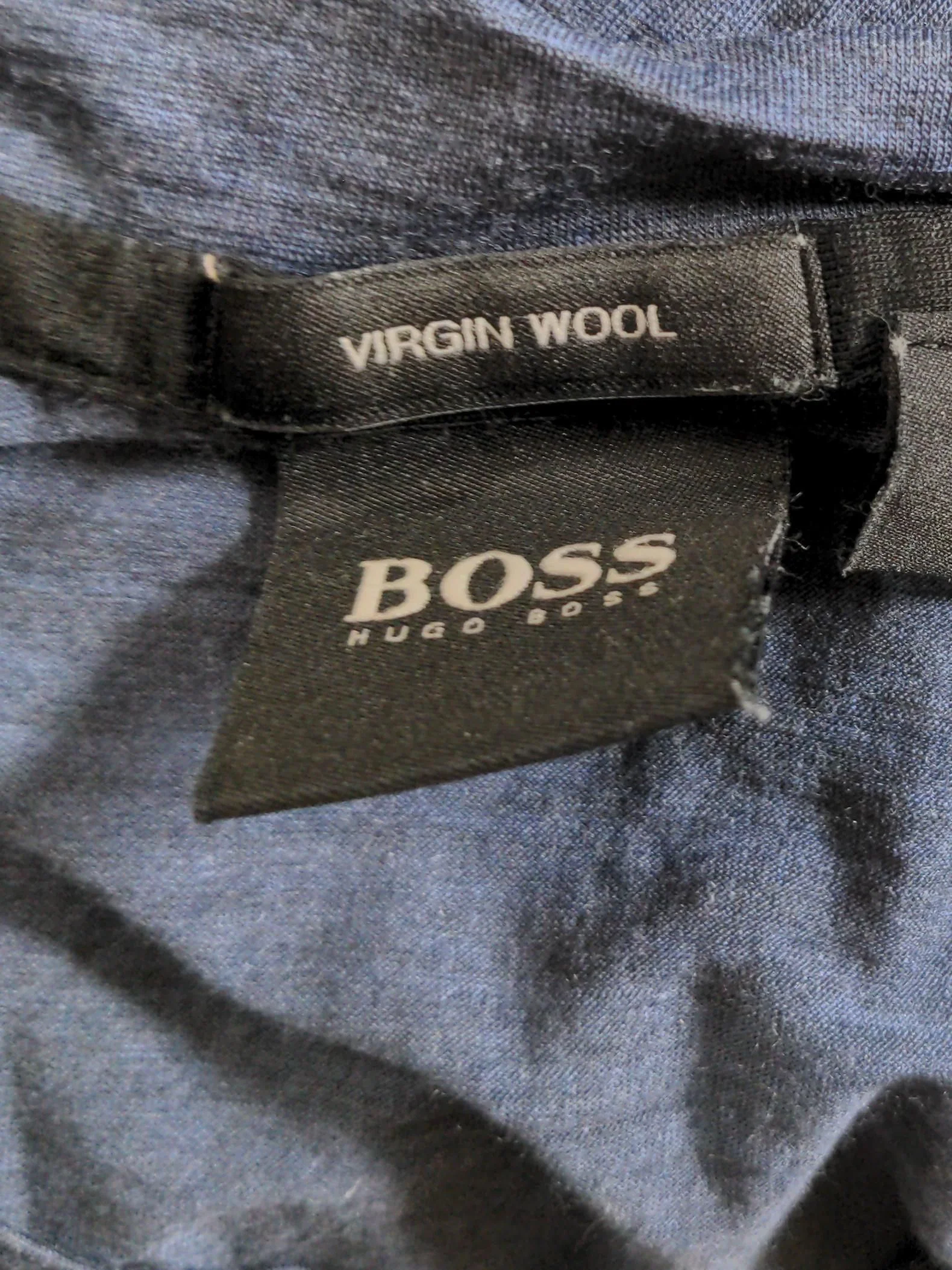 Hugo Boss Men's T-Shirt S Blue 100% Wool Basic - Image 5