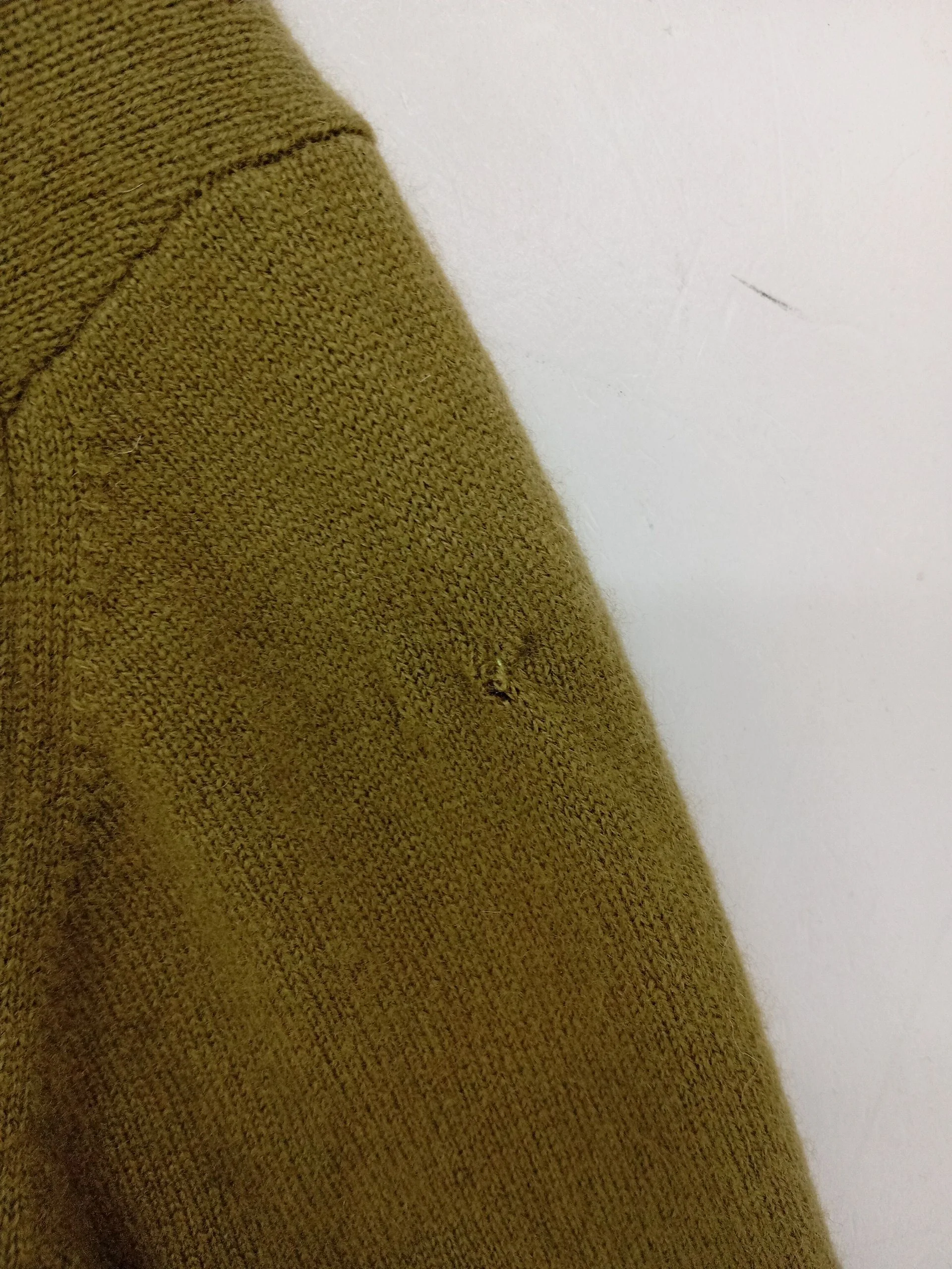 Hugo Boss Women's Jumper S Green 100% Cashmere V-Neck Pullover - Image 6