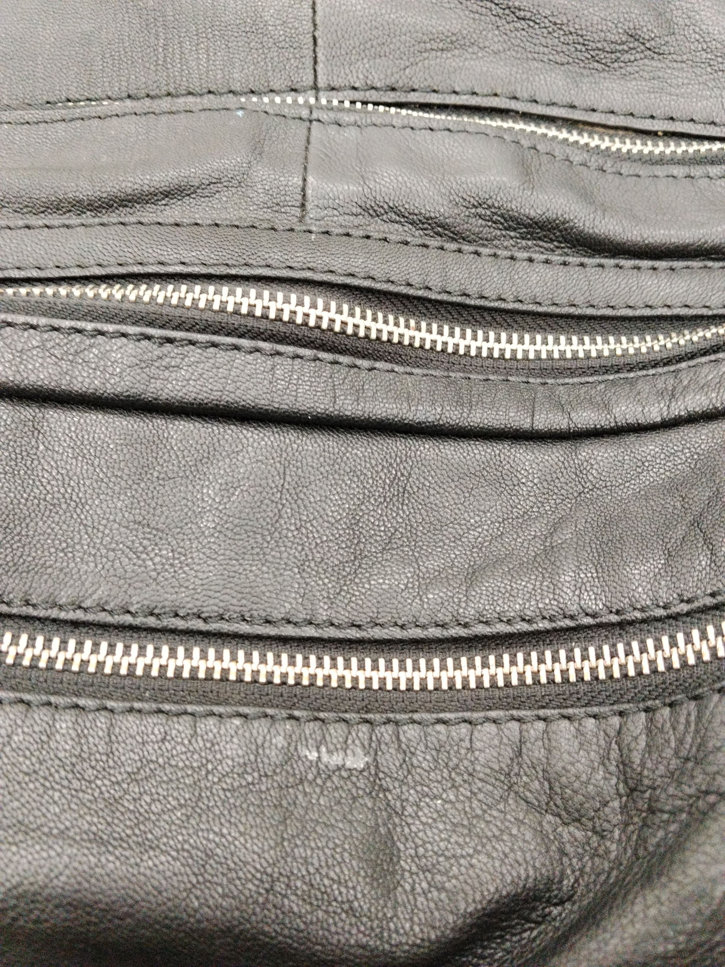 Hush Men's Bag Black 100% Leather Backpack - Image 5