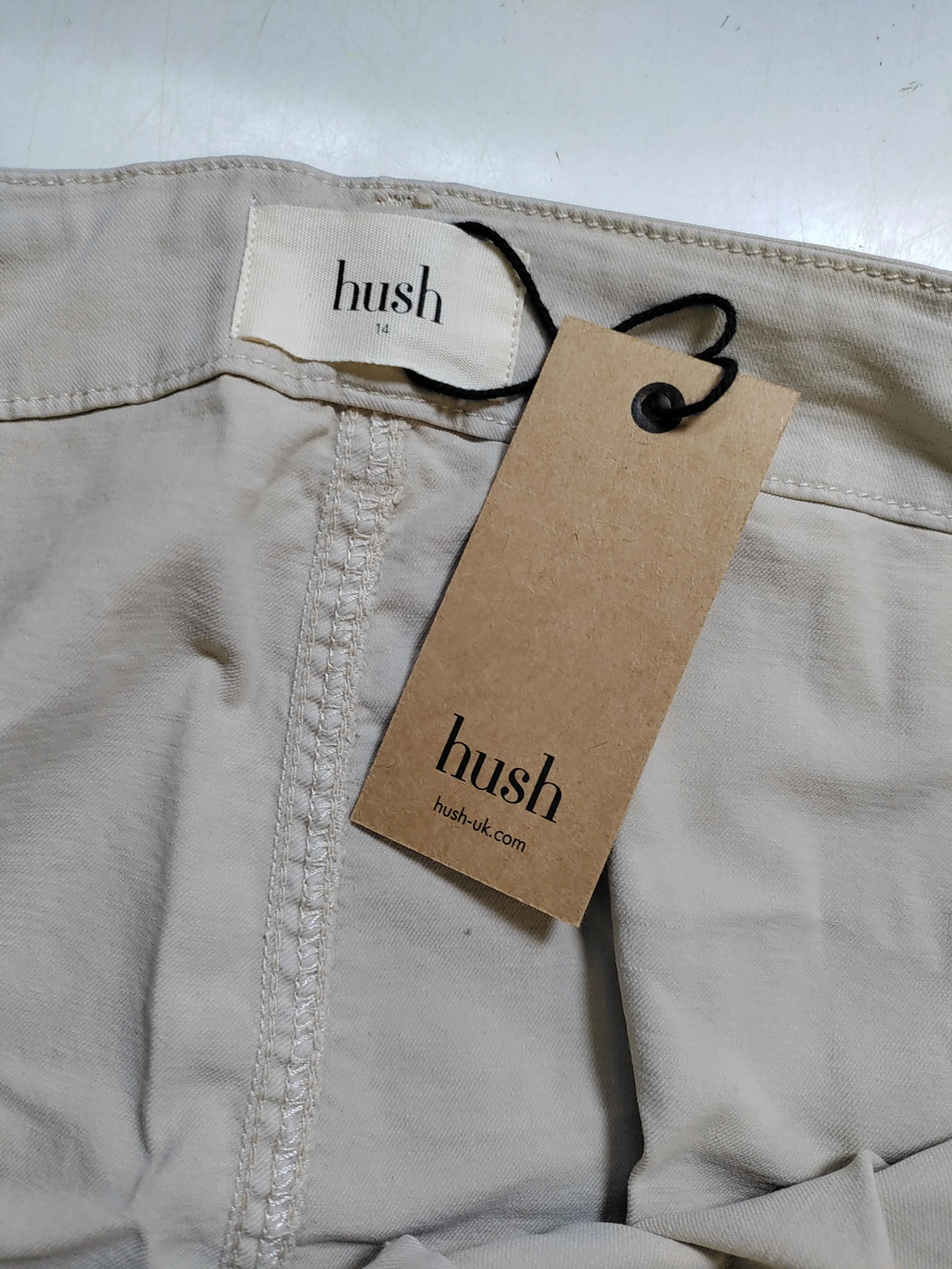 Hush Women's Shorts UK 14 Cream Lyocell Modal with Cotton, Elastane Cargo - Image 5