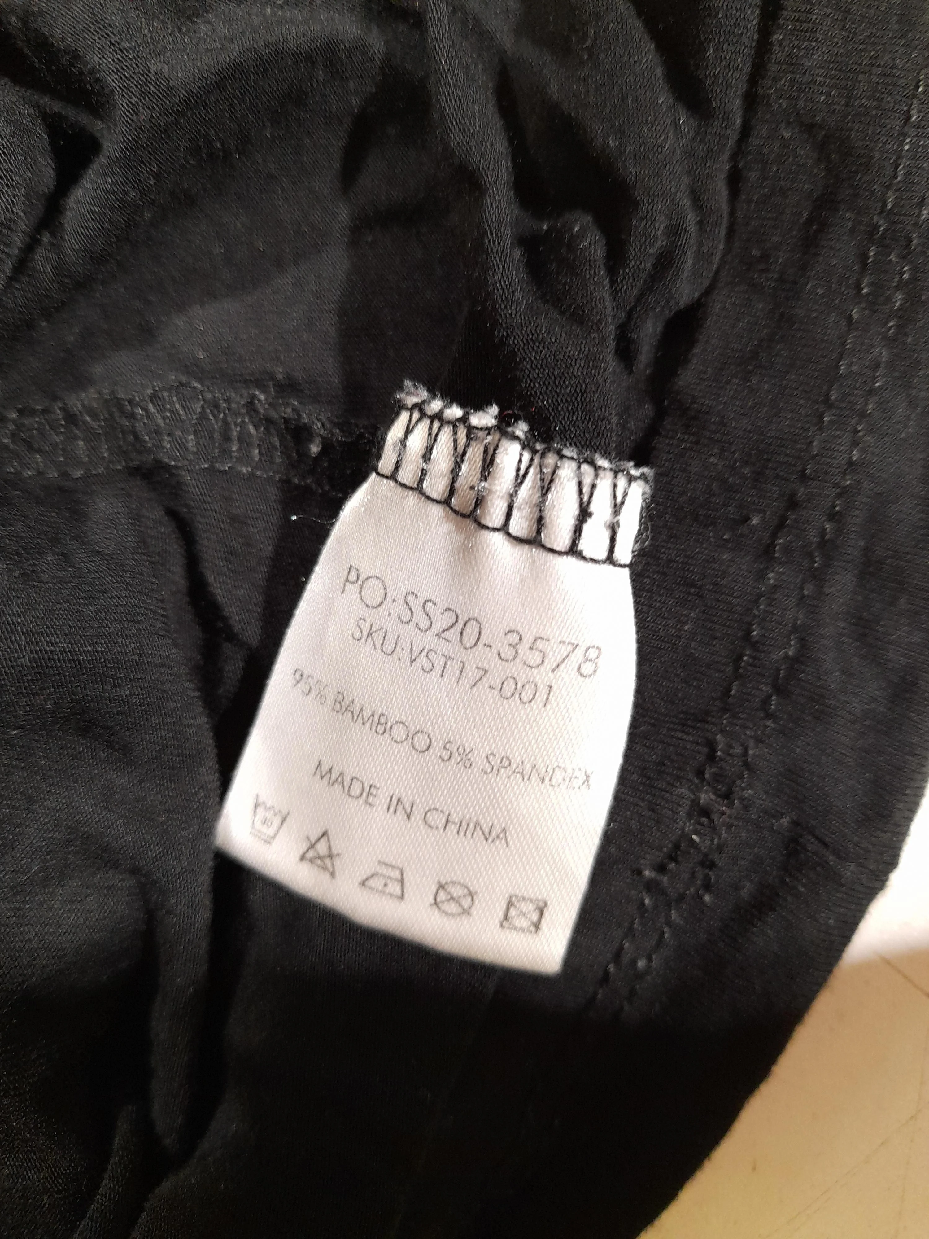 Hush Women's T-Shirt XS Black Other with Spandex Sleeveless V-Neck Basic - Image 6