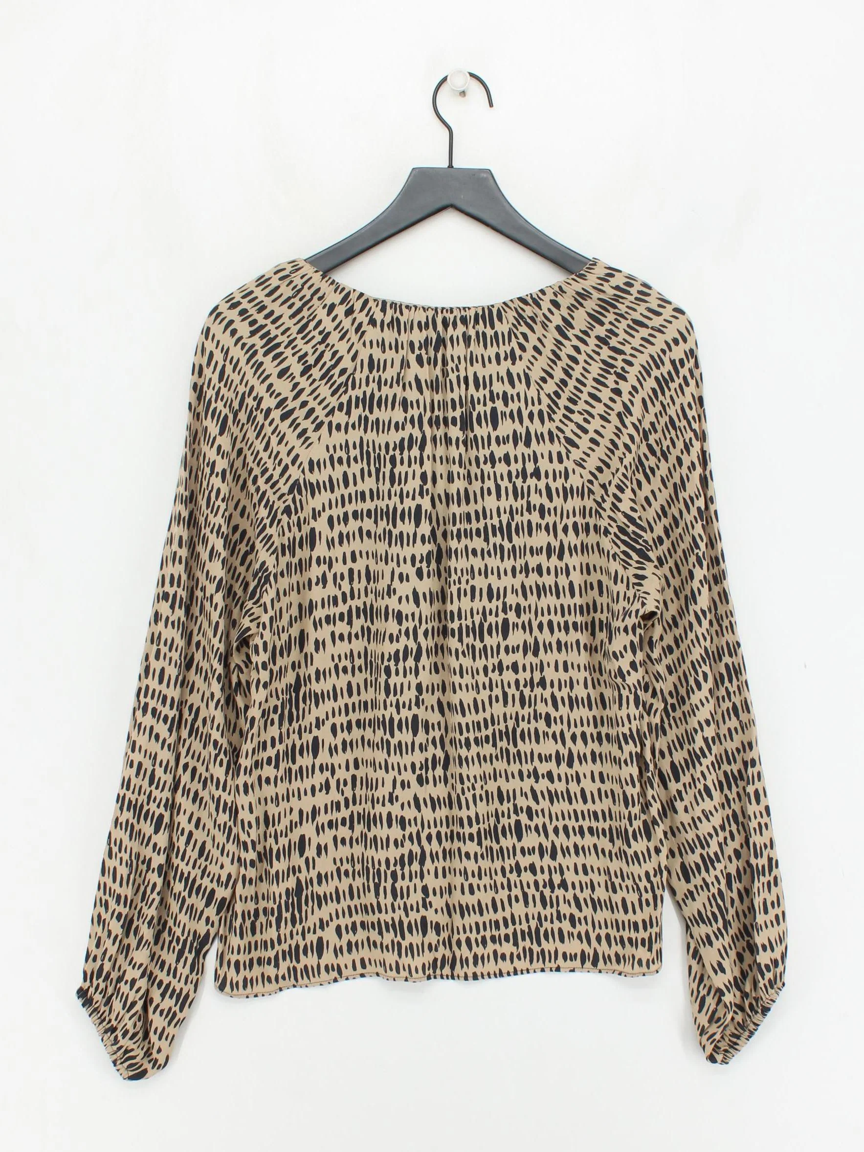 Hush Women's Top S Tan Animal Print 100% Viscose Long Sleeve Round Neck Basic - Image 2