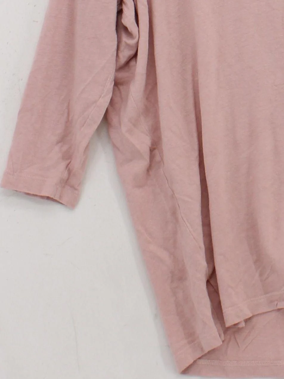Hush Women's Top XS Pink Linen with Lyocell Modal 3/4 Sleeve V-Neck Basic - Image 4