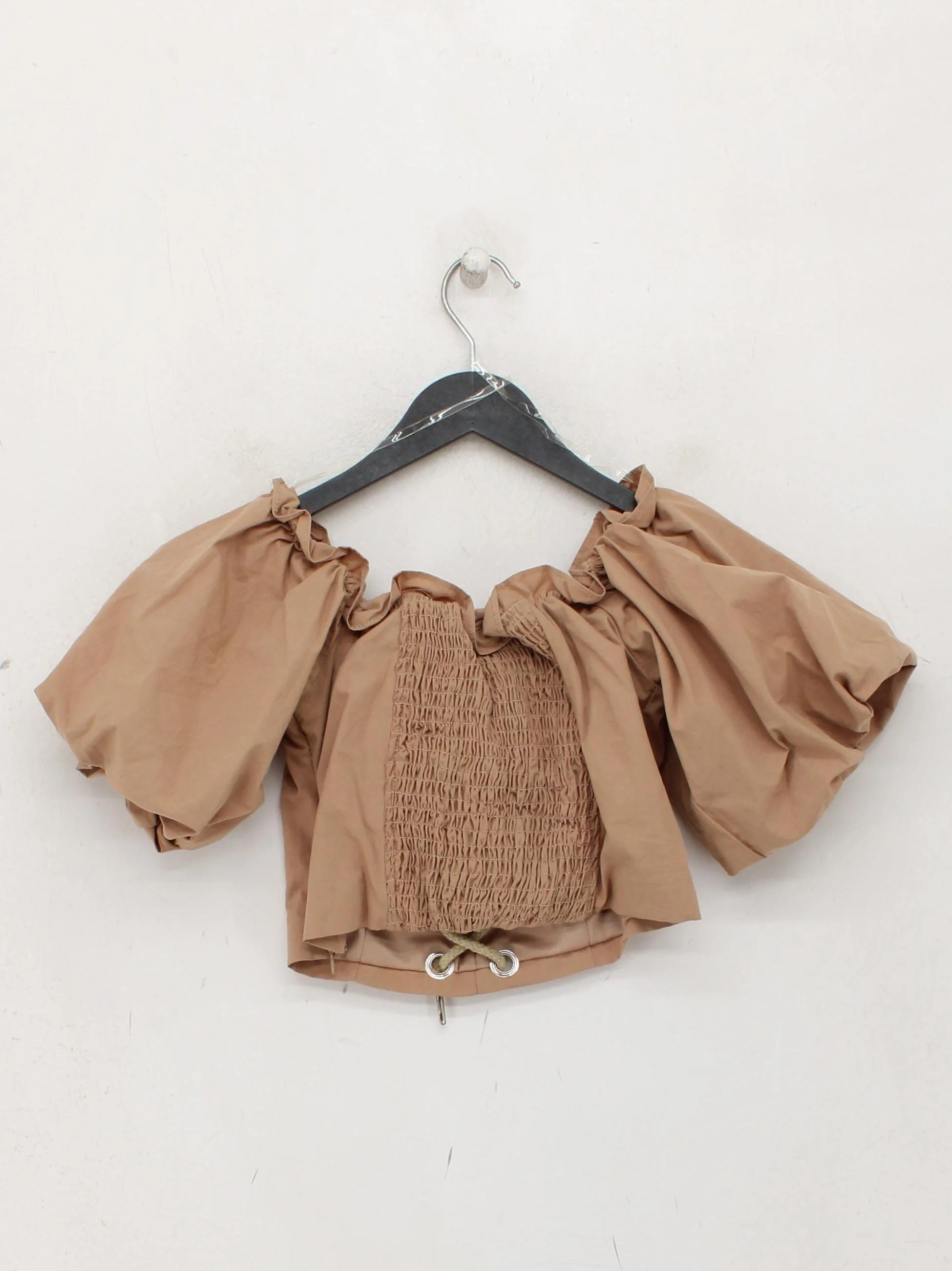 I Am Gia Women's Top XS Tan 100% Cotton Short Sleeve Round Neck Cropped - Image 2