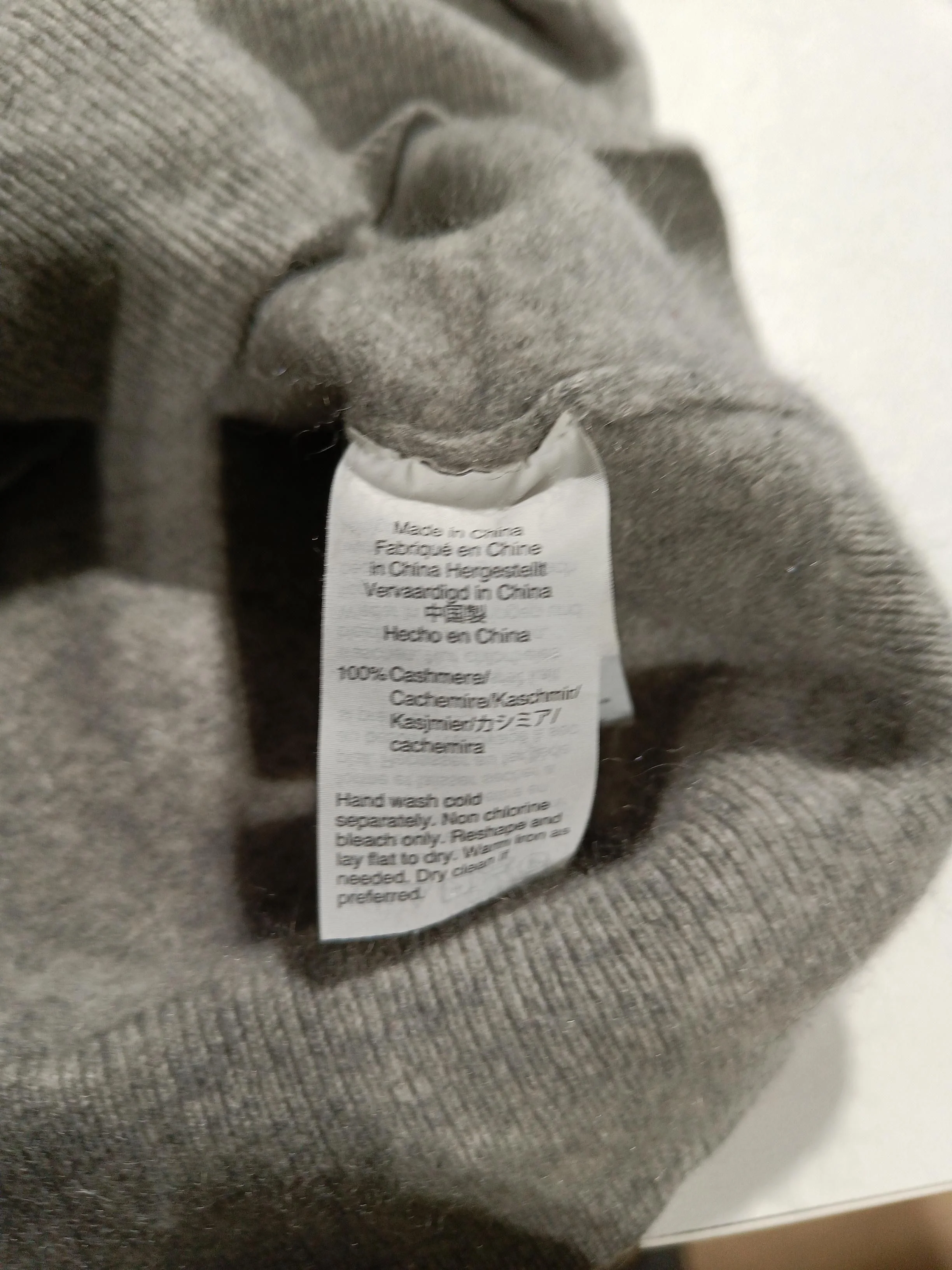 J. Crew Men's Hoodie M Grey 100% Cashmere Pullover - Image 7