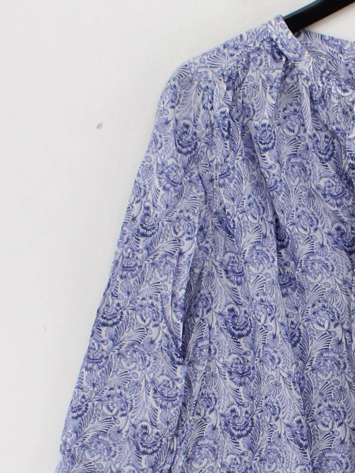 J. Crew Women's Blouse M Blue Paisley 100% Cotton Long Sleeve Collared Basic - Image 4