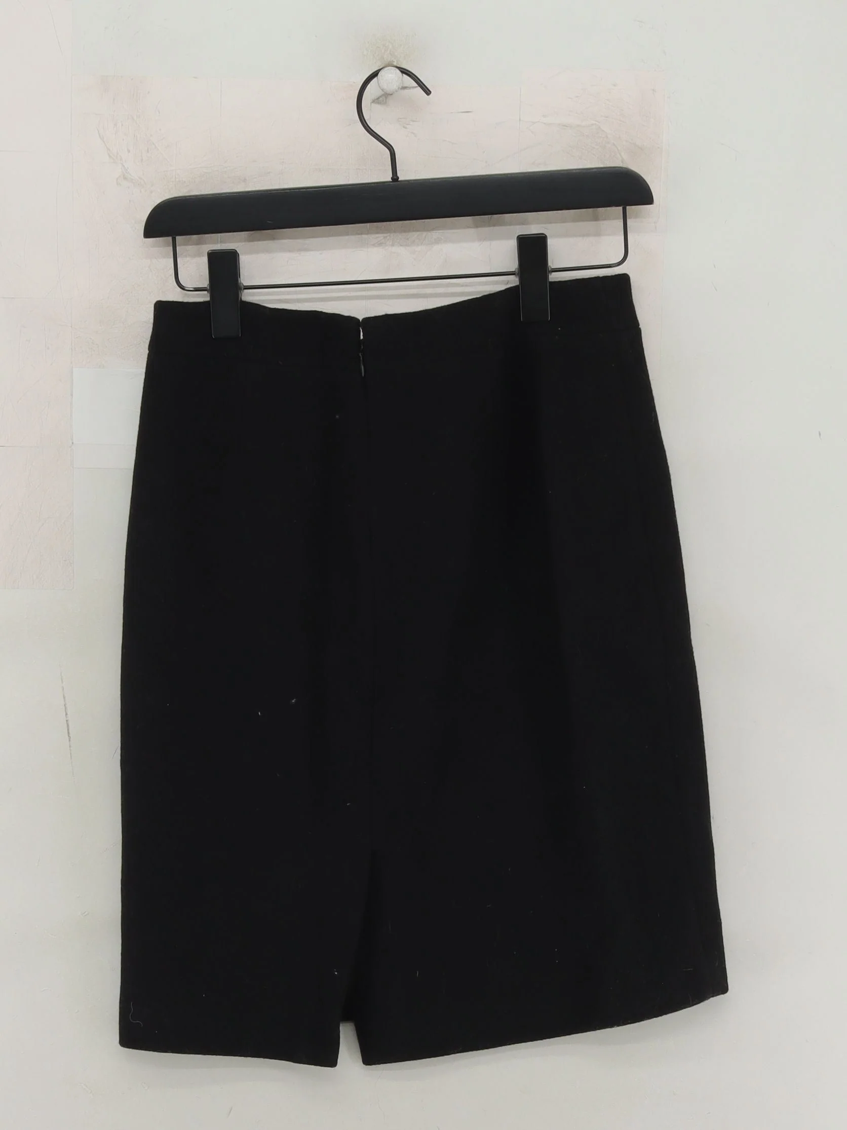 J. Crew Women's Midi Skirt UK 6 Black Wool with Polyester Midi Straight & Pencil - Image 2