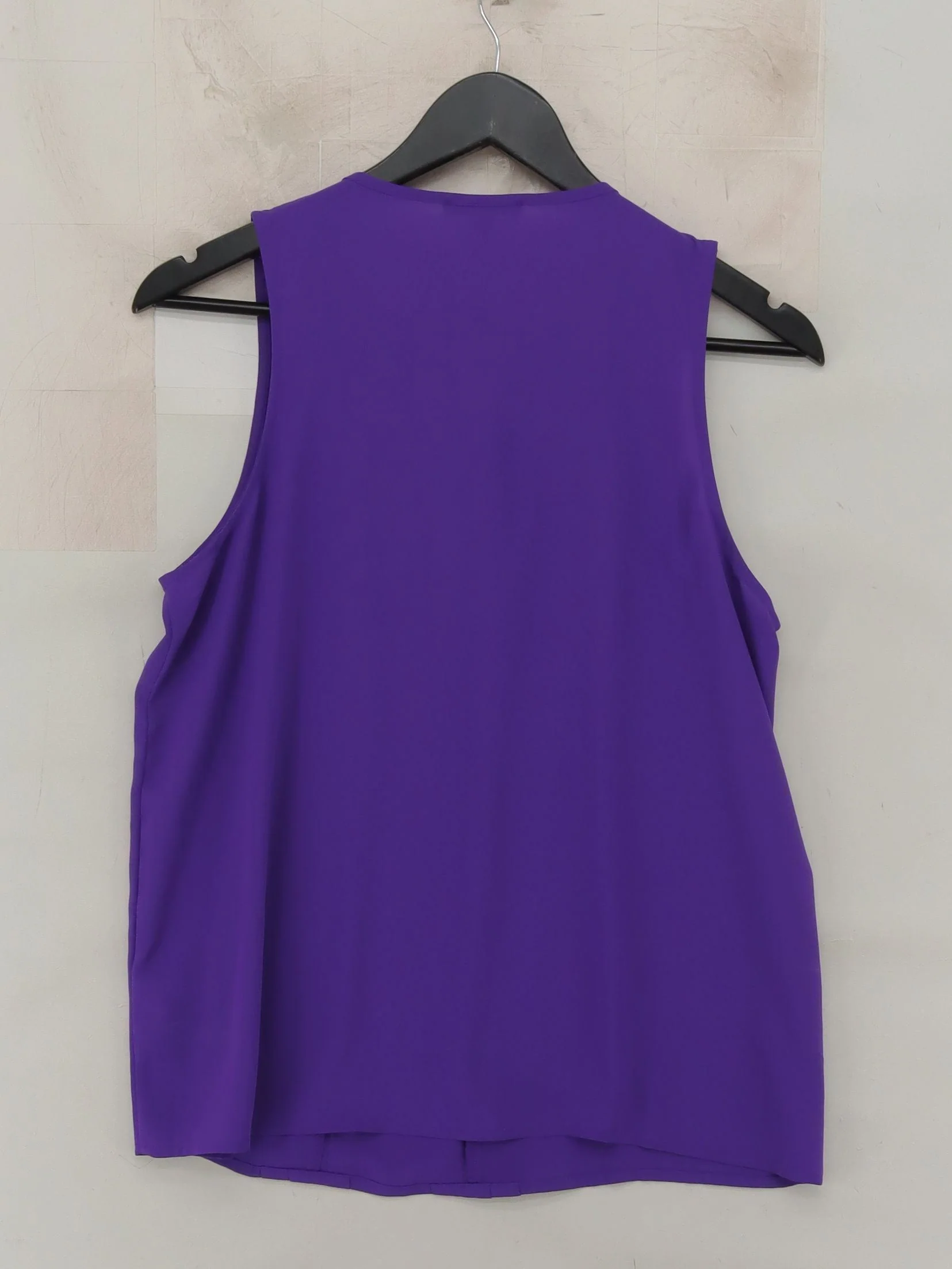 J. Crew Women's Top S Purple 100% Polyester Sleeveless V-Neck Basic - Image 2