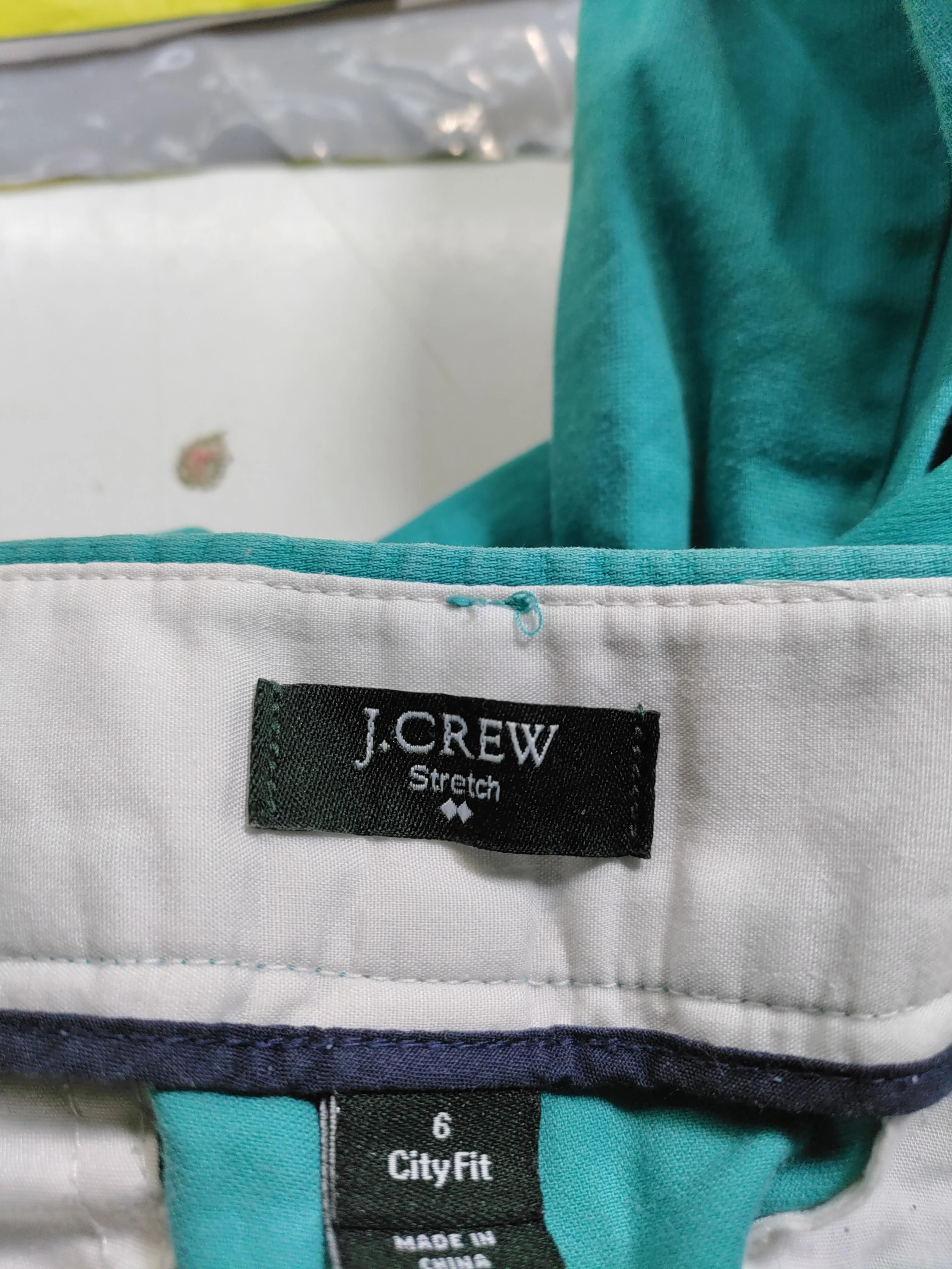 J. Crew Women's Trousers UK 10 Green Cotton with Spandex Tapered Capri - Image 5