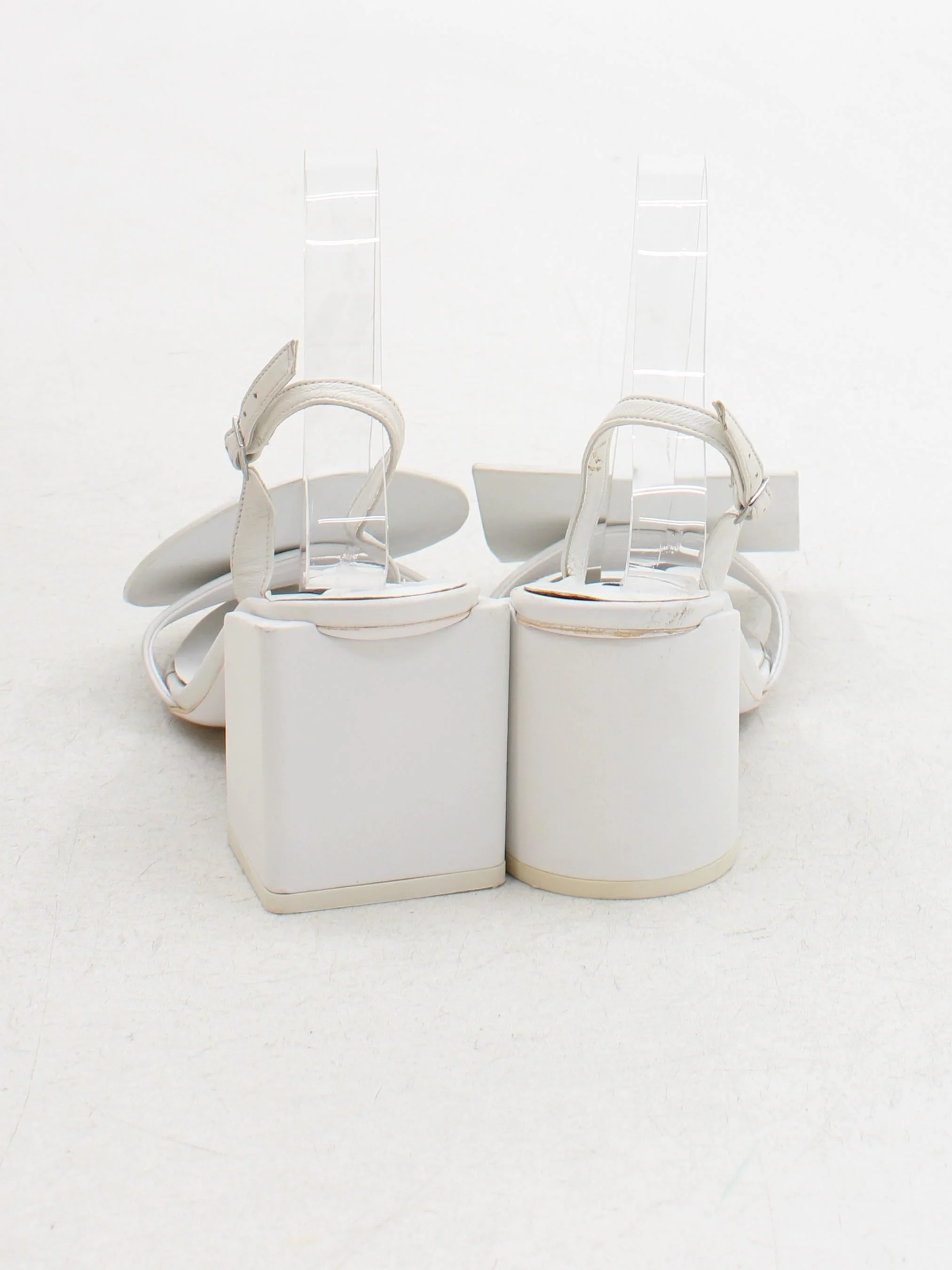 Jacquemus Women's Sandals UK 6 White 100% Leather Strappy - Image 3