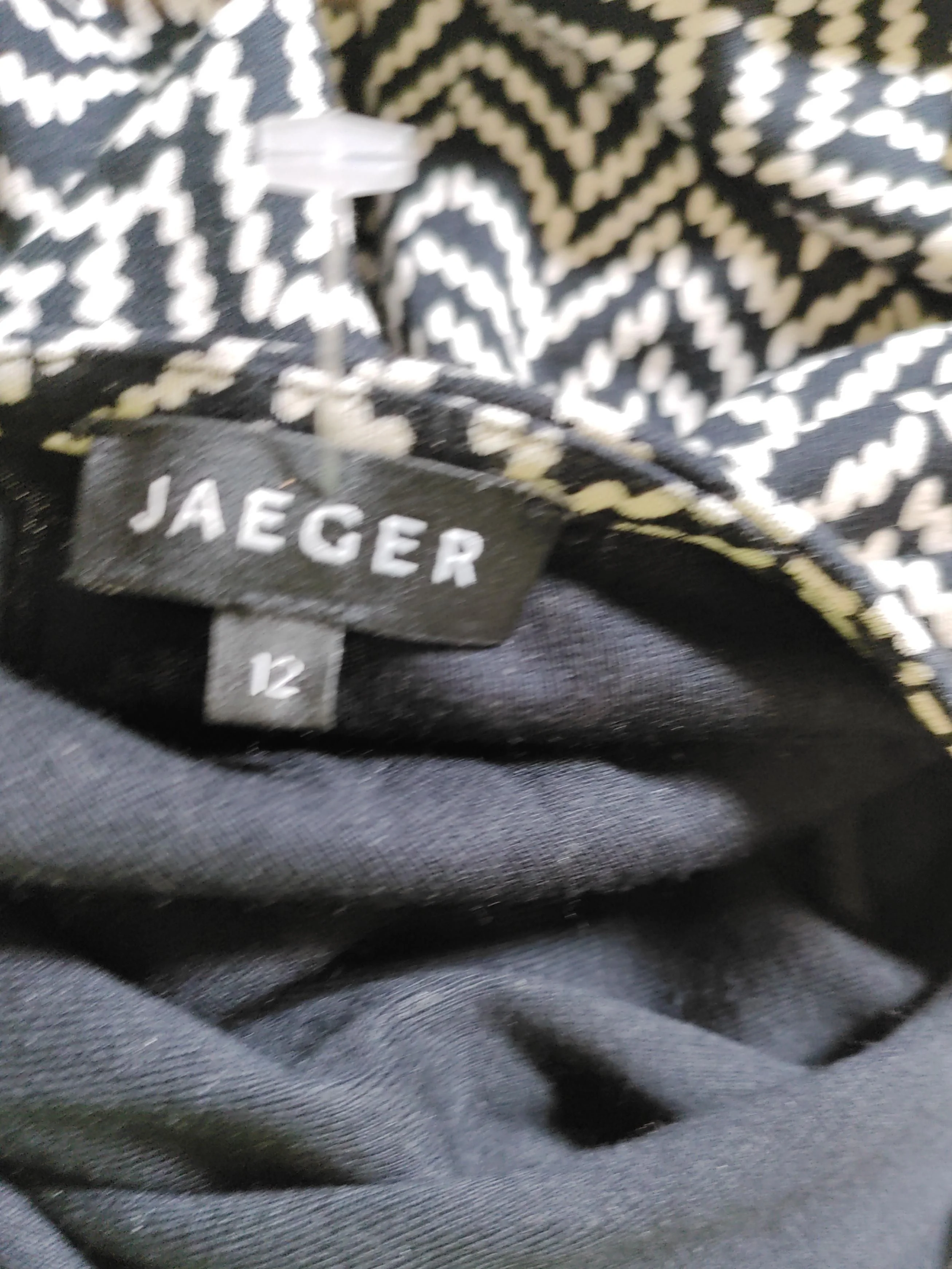 Jaeger Bodycon Midi Dress UK12 in Multi - Image 5