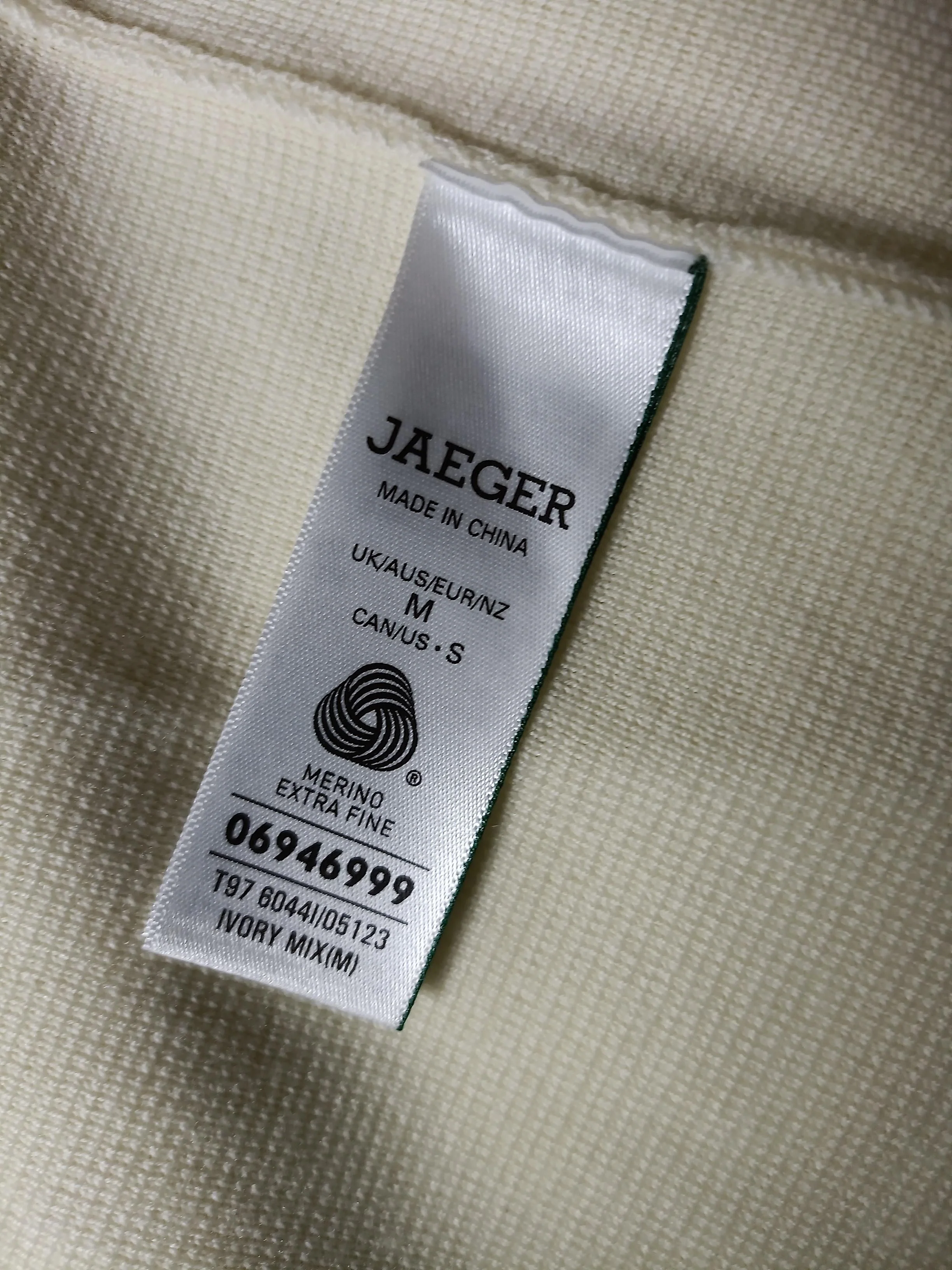 Jaeger Overcoat jacket cream - Image 6